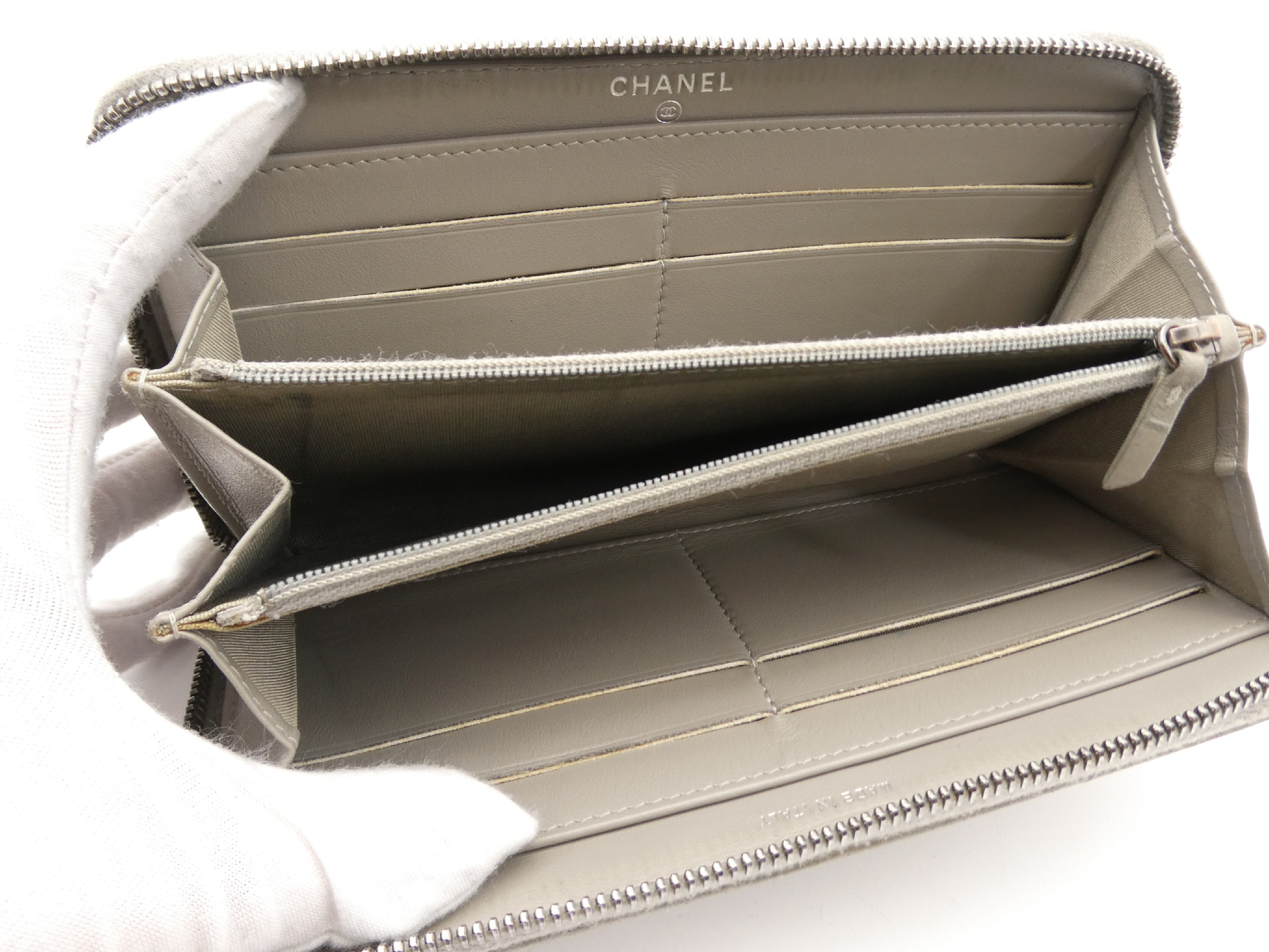 Chevron Coco Mark Round Zip Wallet — view 7