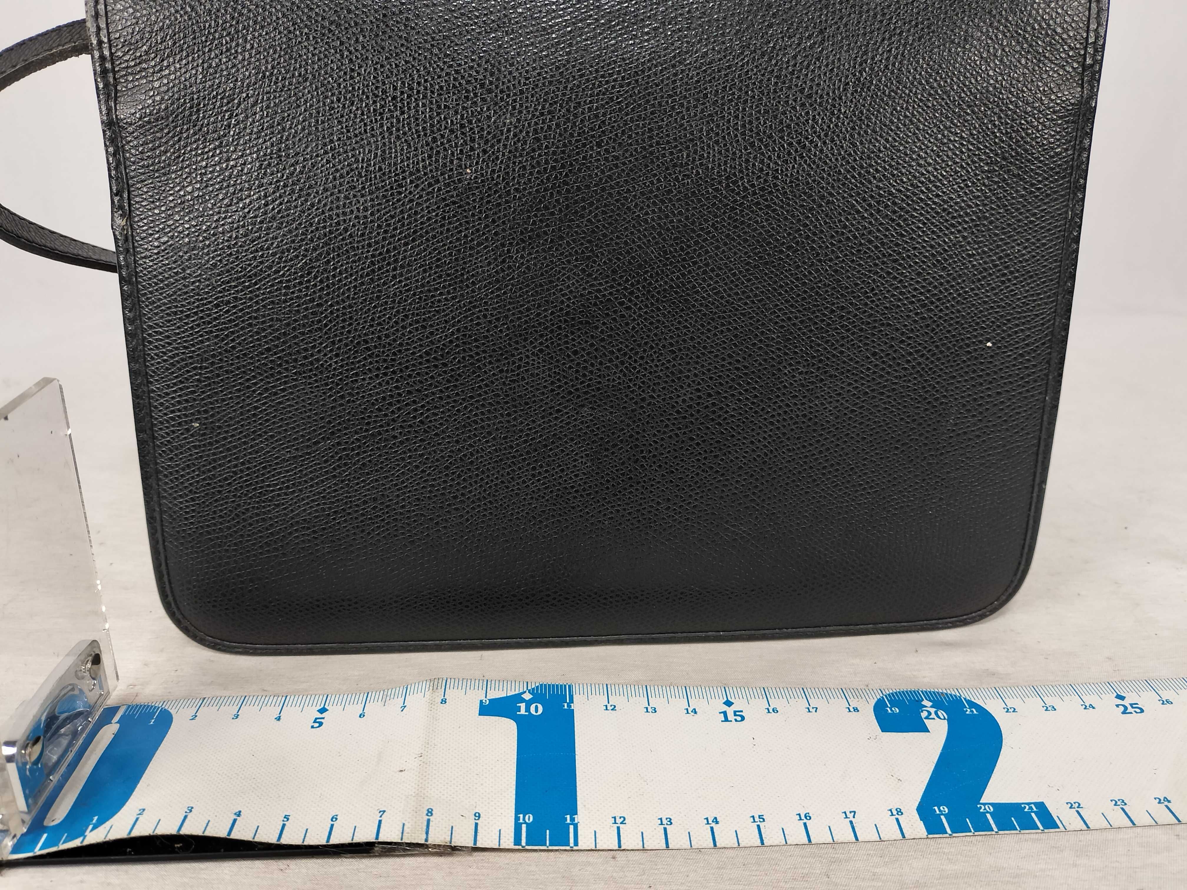 Shoulder bag / Leather — view 2