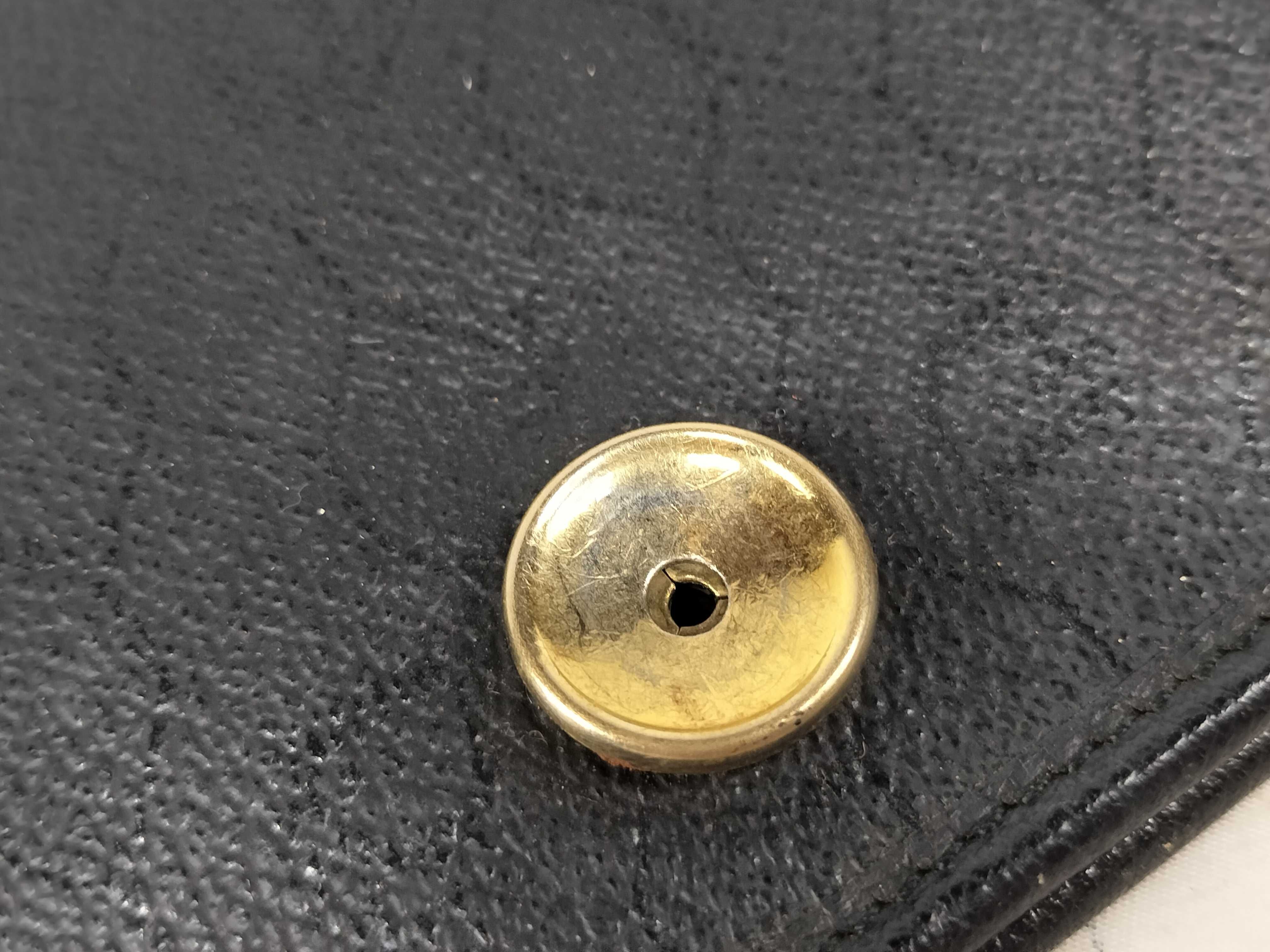 Shoulder bag / Leather — view 15