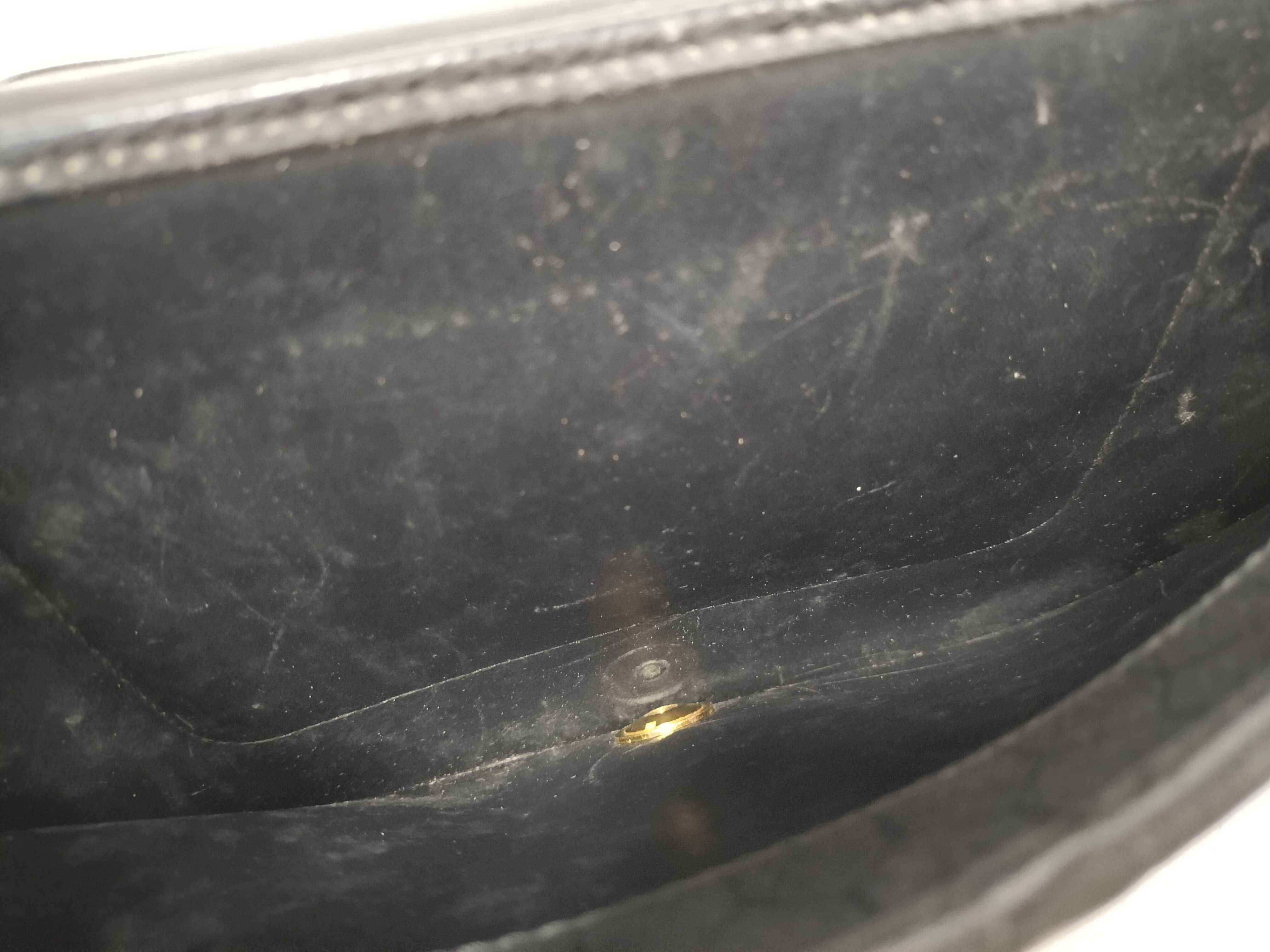 Shoulder bag / Leather — view 10