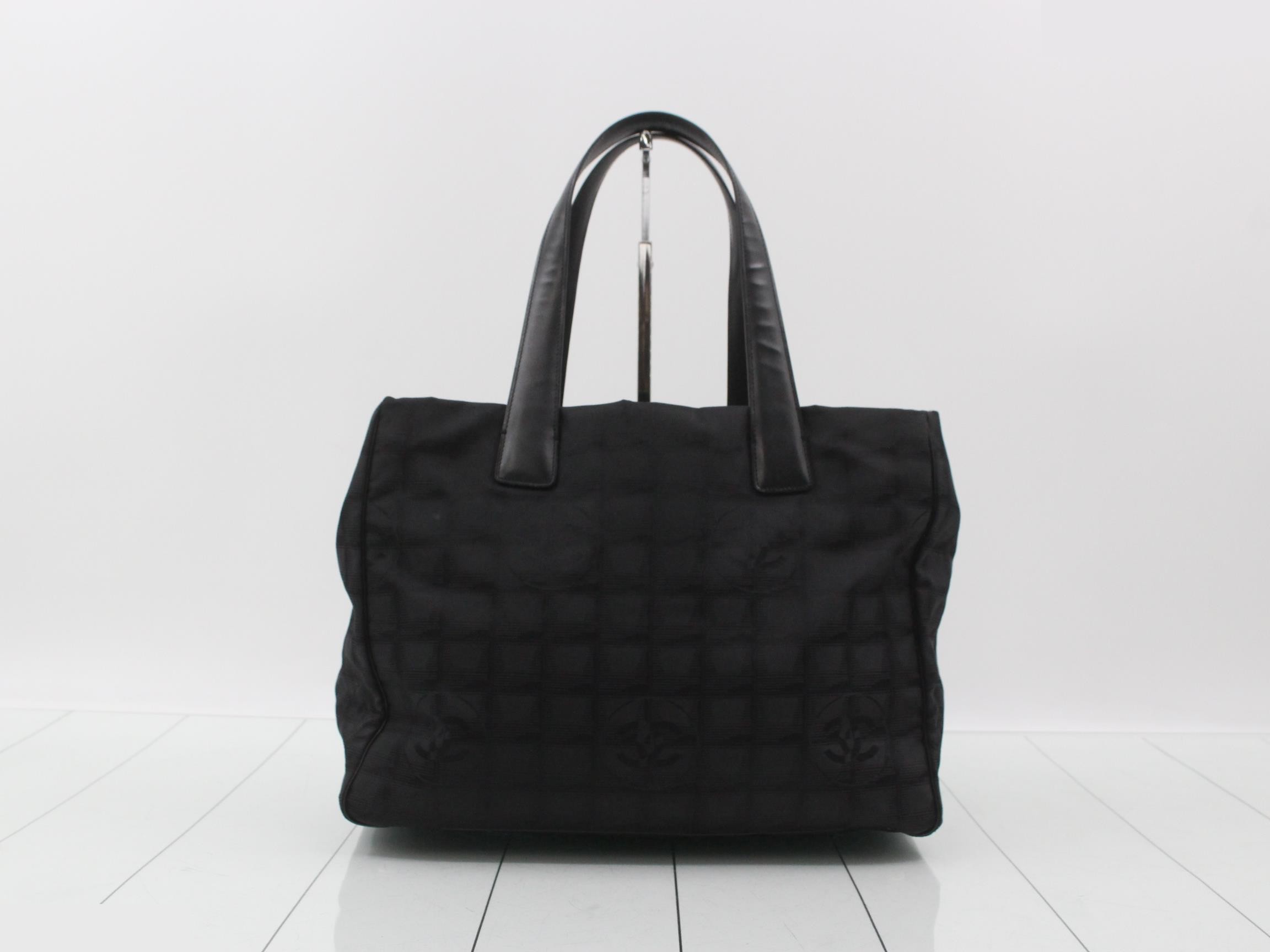 New Travel Line Tote MM, Black, Series 9, Sticker Included, 35 x 26 x 15 cm — view 2
