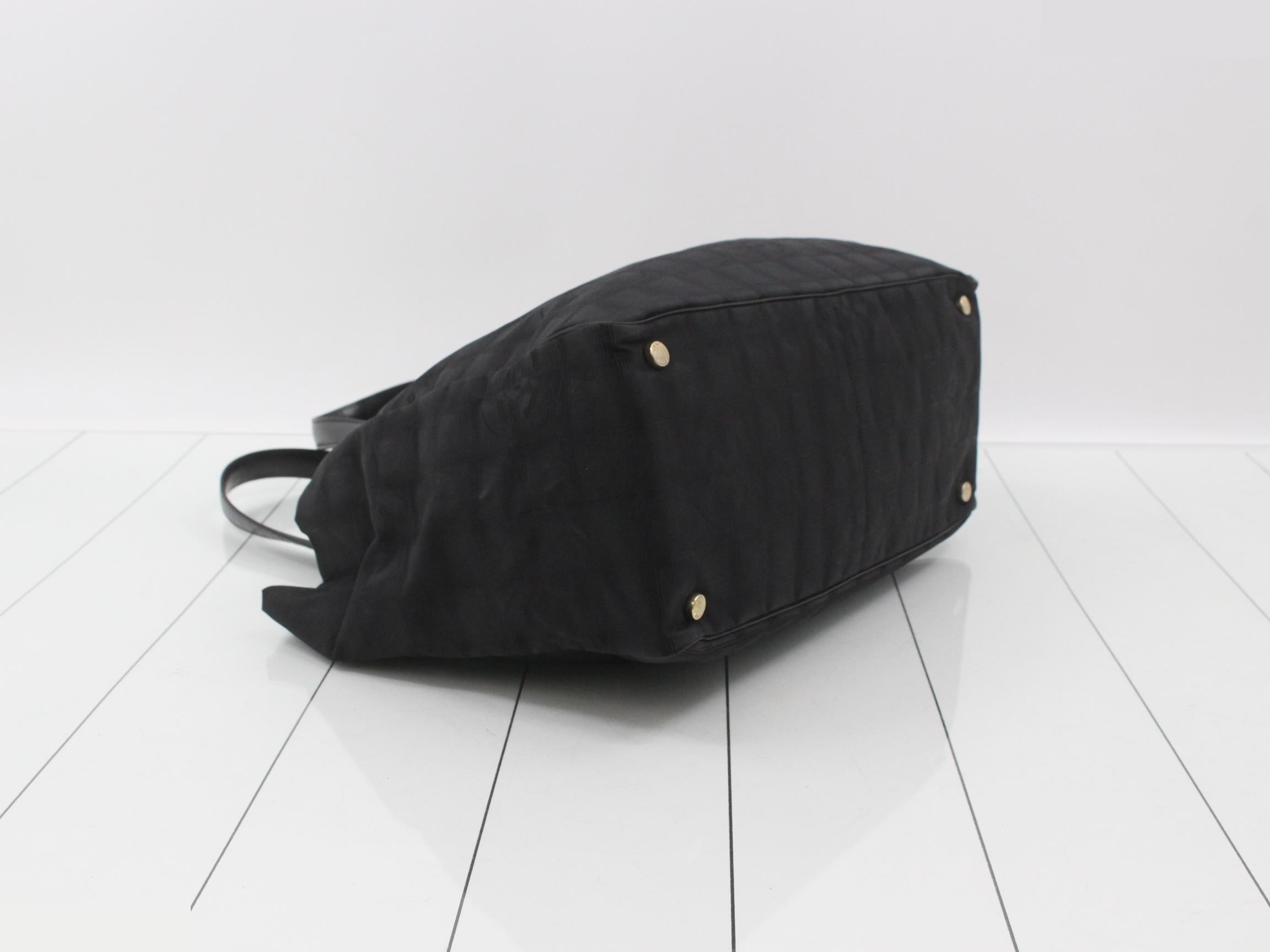 New Travel Line Tote MM, Black, Series 9, Sticker Included, 35 x 26 x 15 cm — view 5