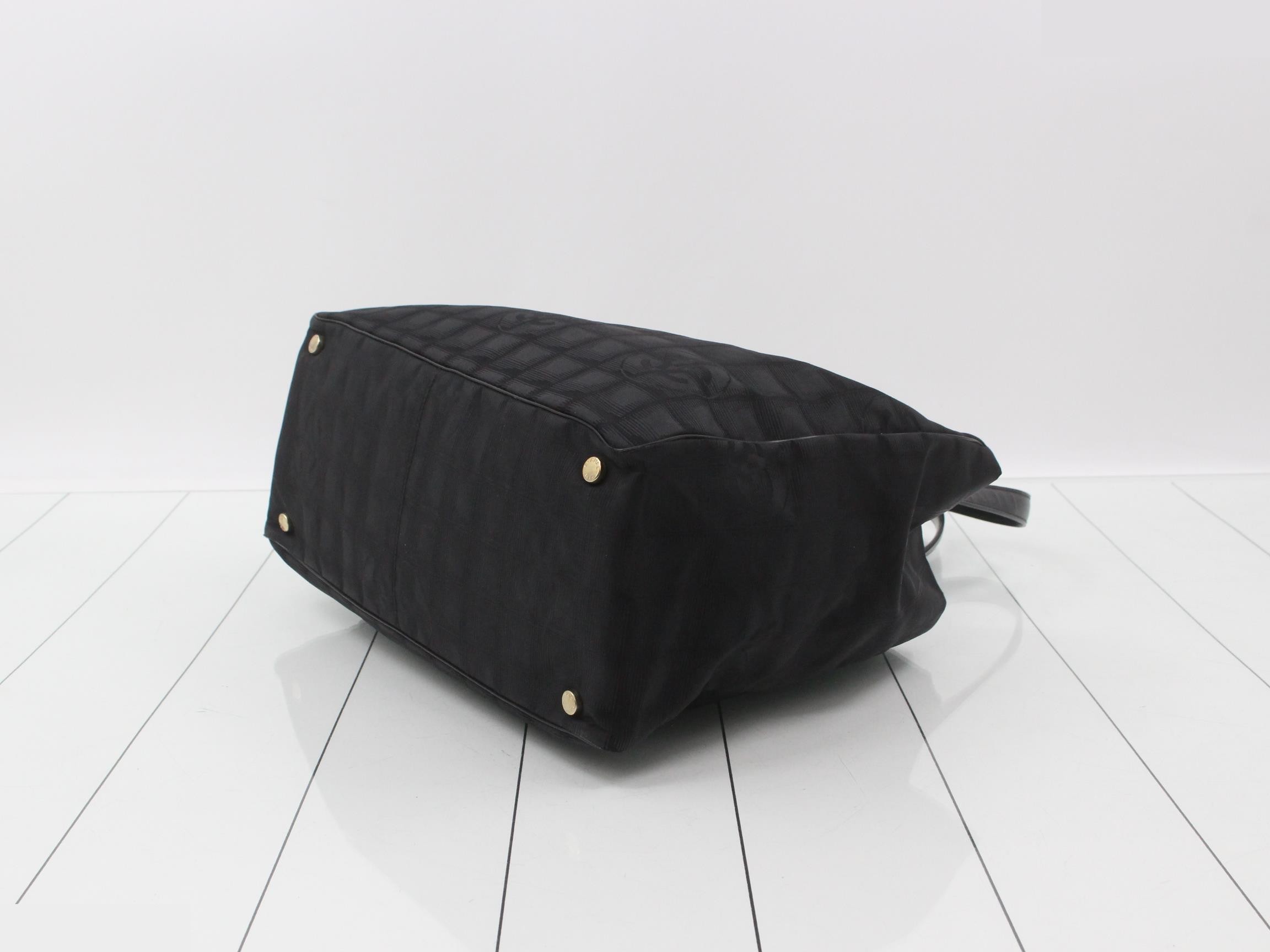 New Travel Line Tote MM, Black, Series 9, Sticker Included, 35 x 26 x 15 cm — view 6