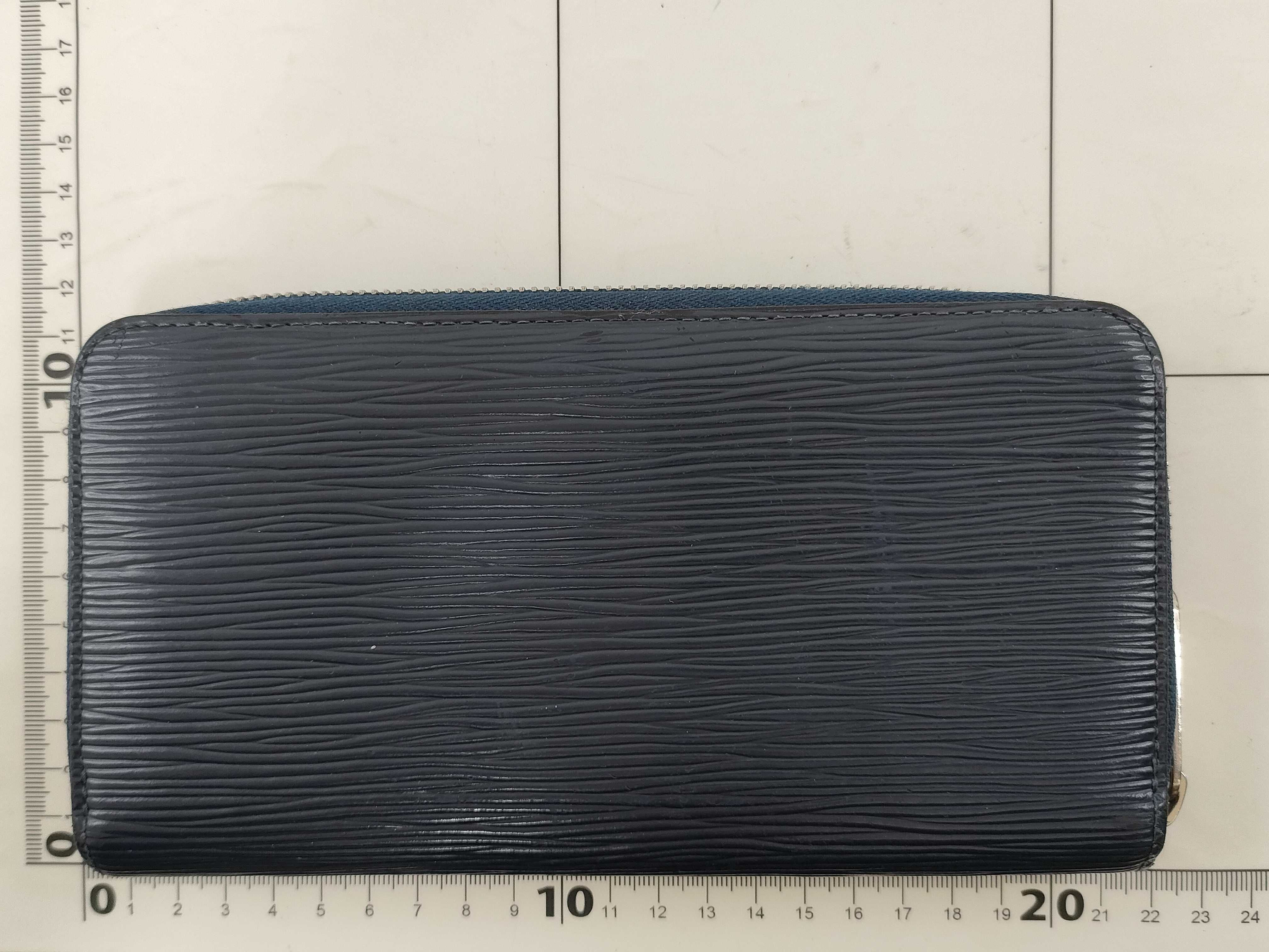 Epi Zippy Wallet Round Zipper Wallet — view 2