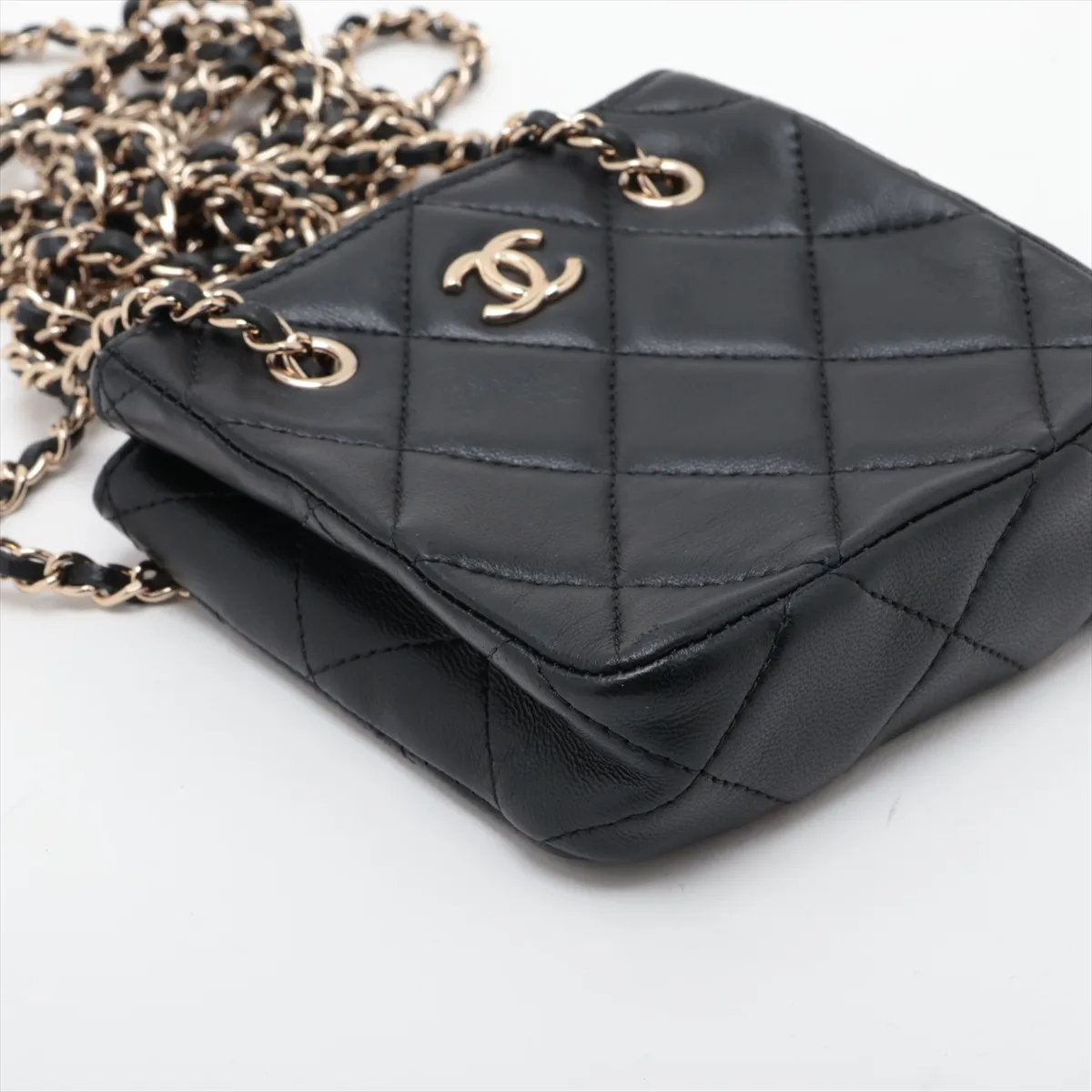 Mini Matelassé Lambskin Chain Shoulder Bag, Black with Gold Hardware, 31896377, Series 31, AP2547 — view 4