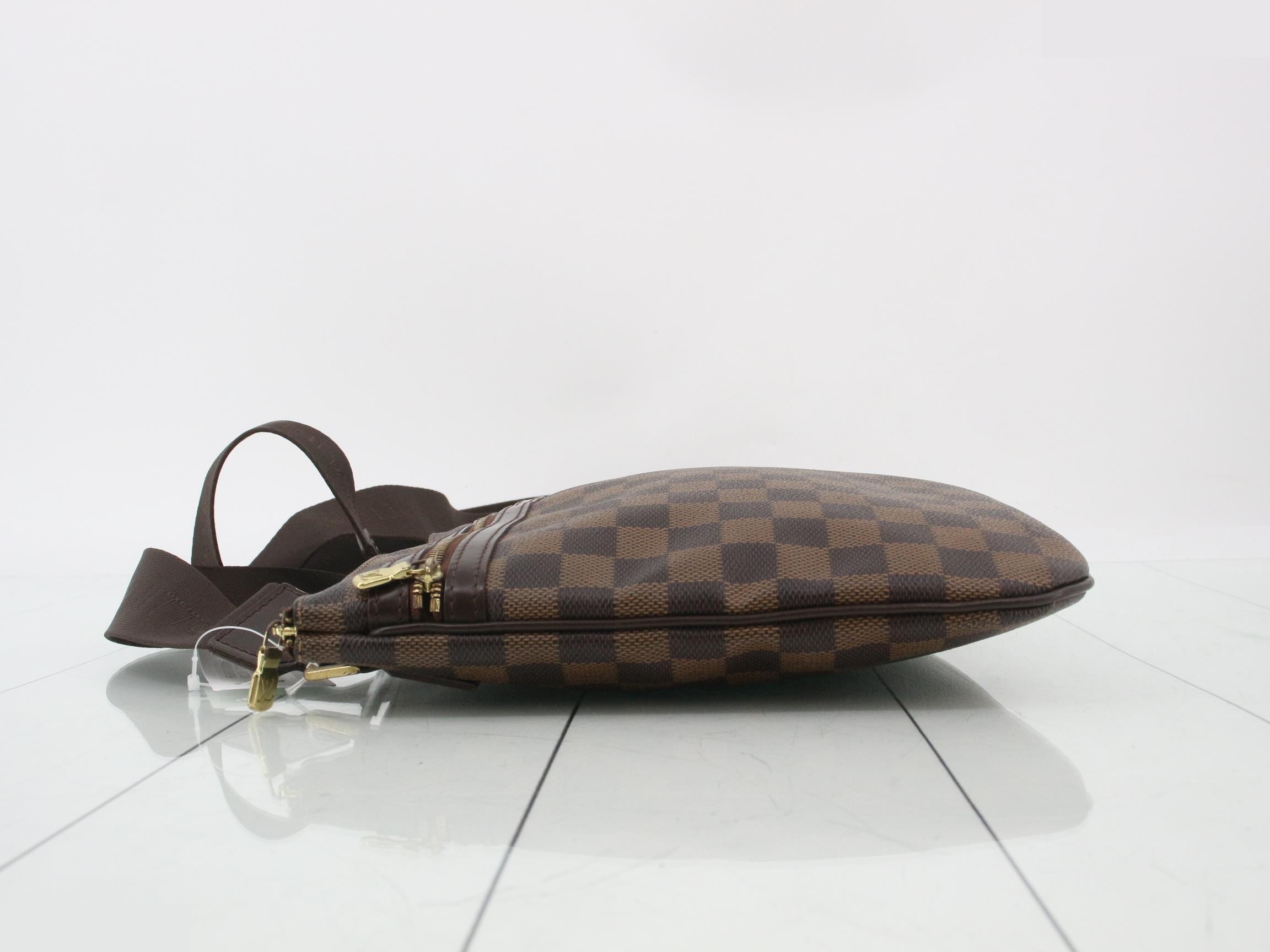 Damier Pochette Bosphore Shoulder Bag — view 4