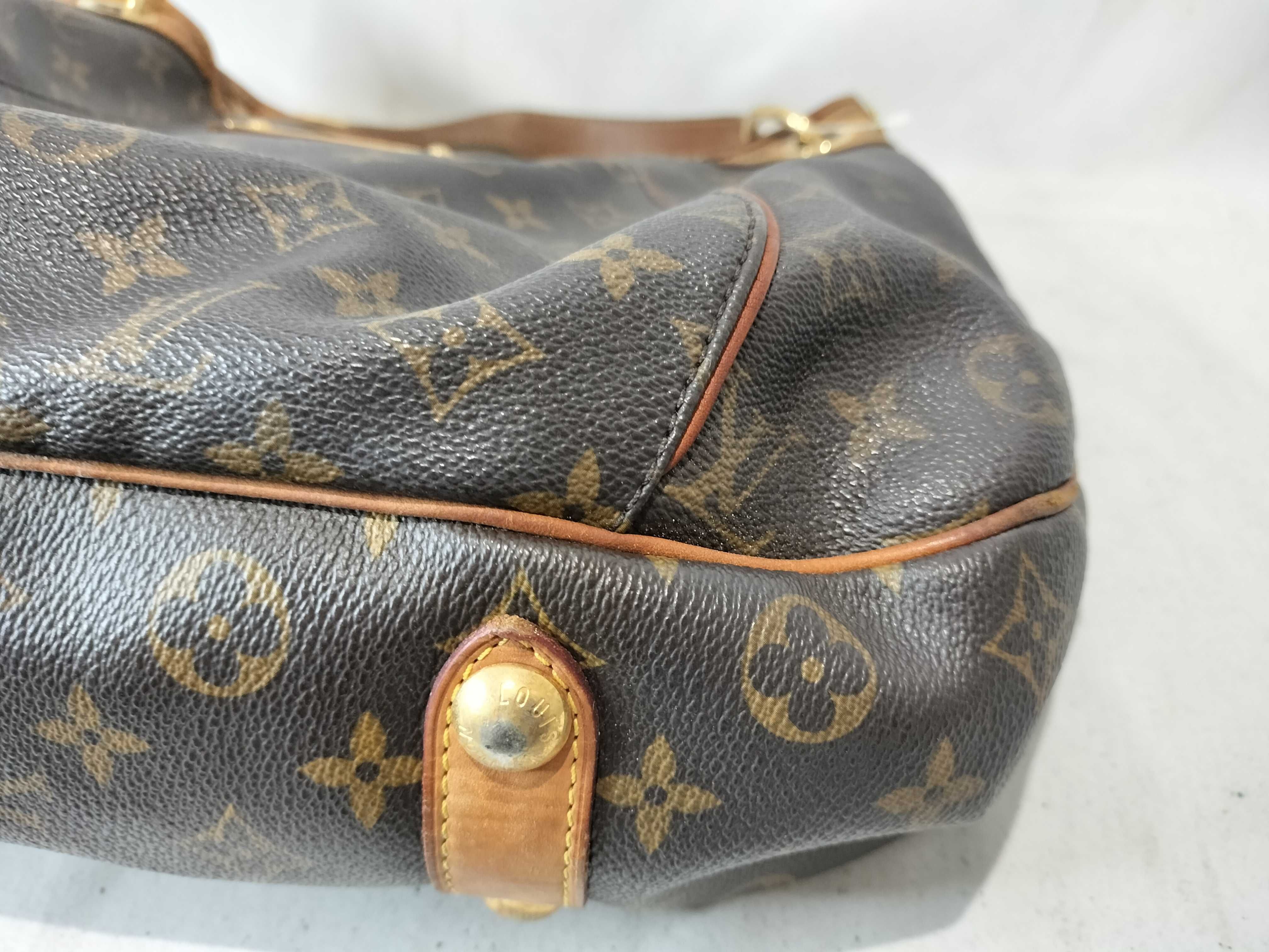 Monogram M56382 Galliera PM Shoulder Bag (Interior stains) — view 7