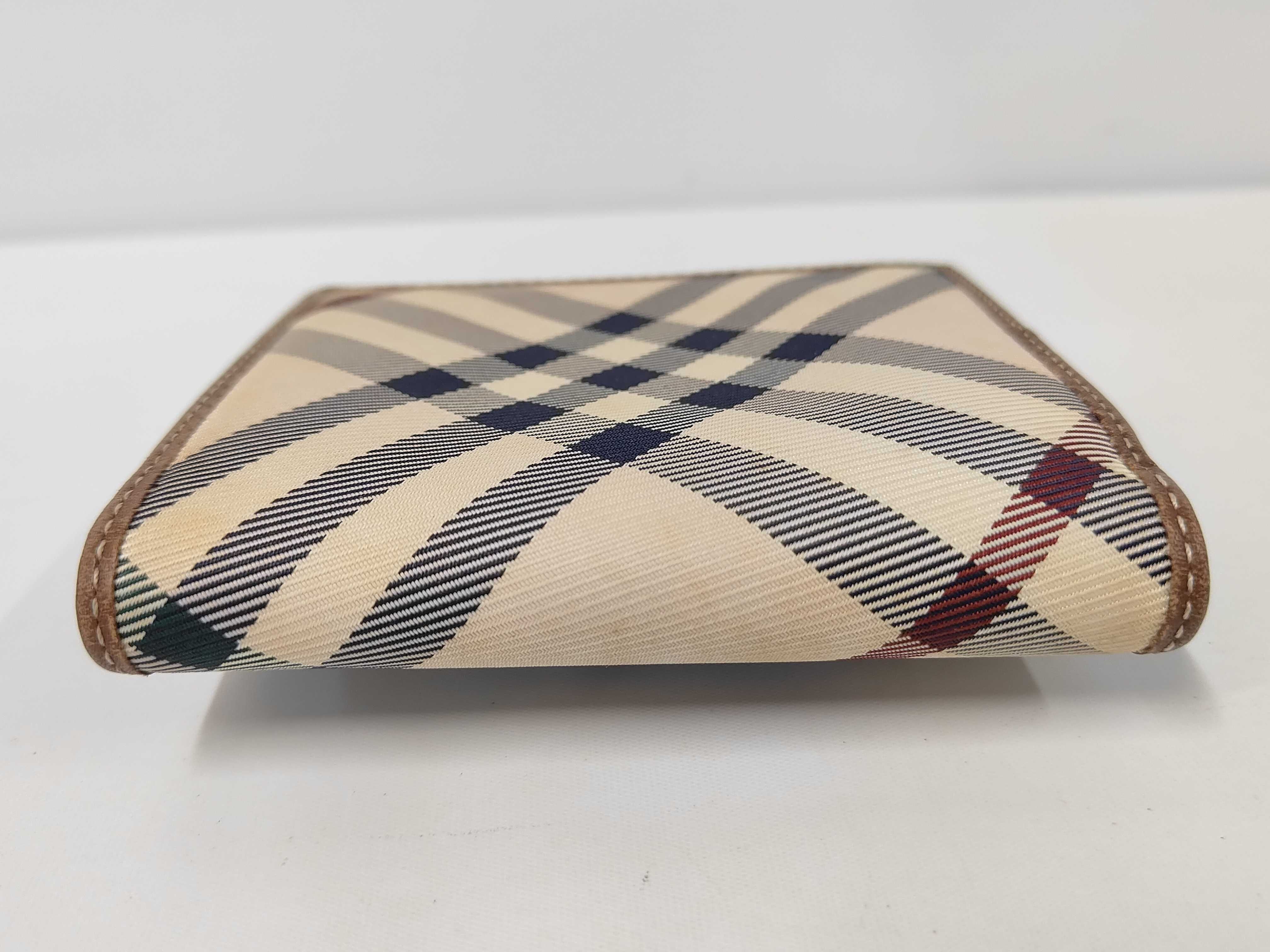 wallet — view 4
