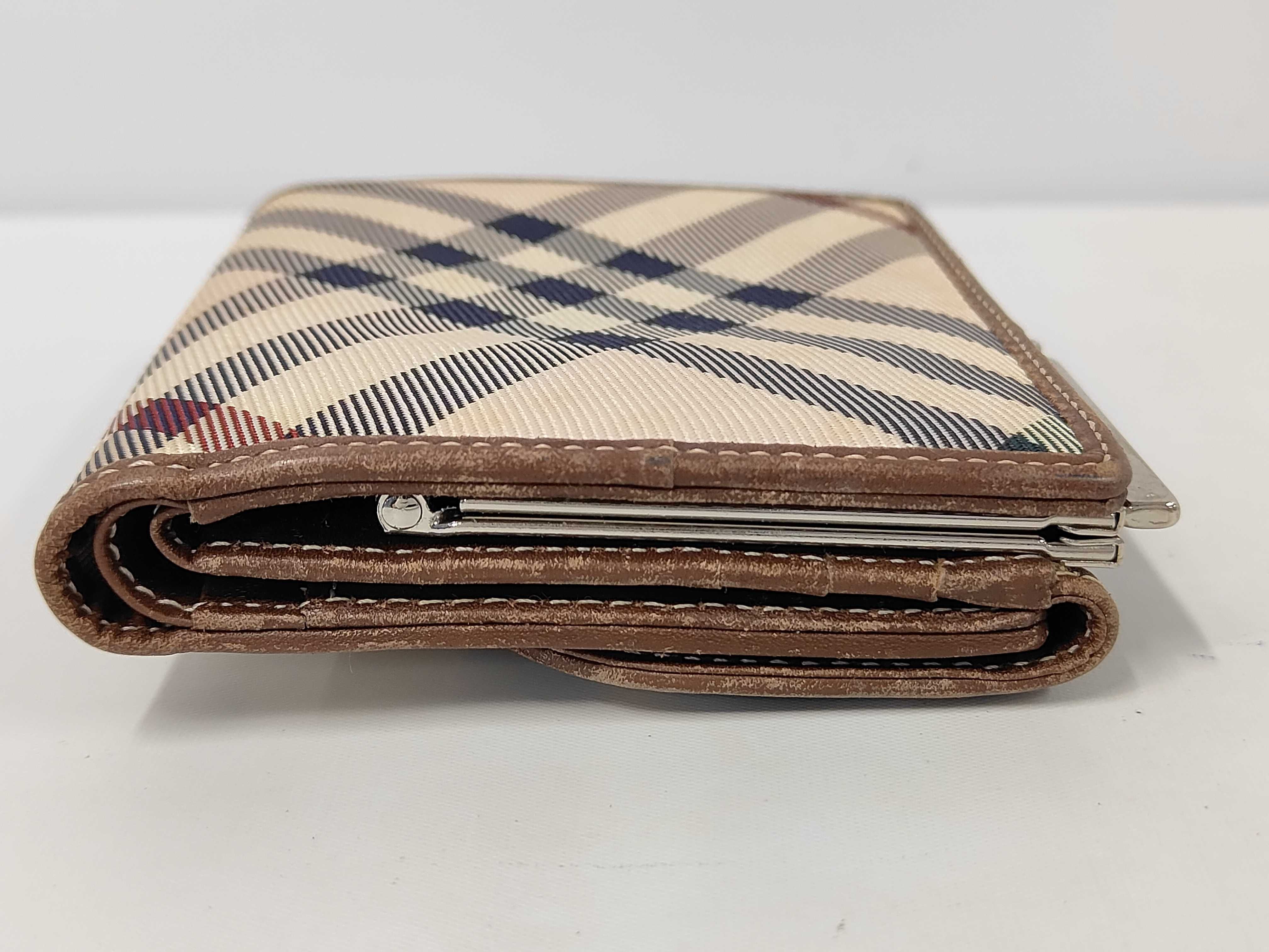 wallet — view 5