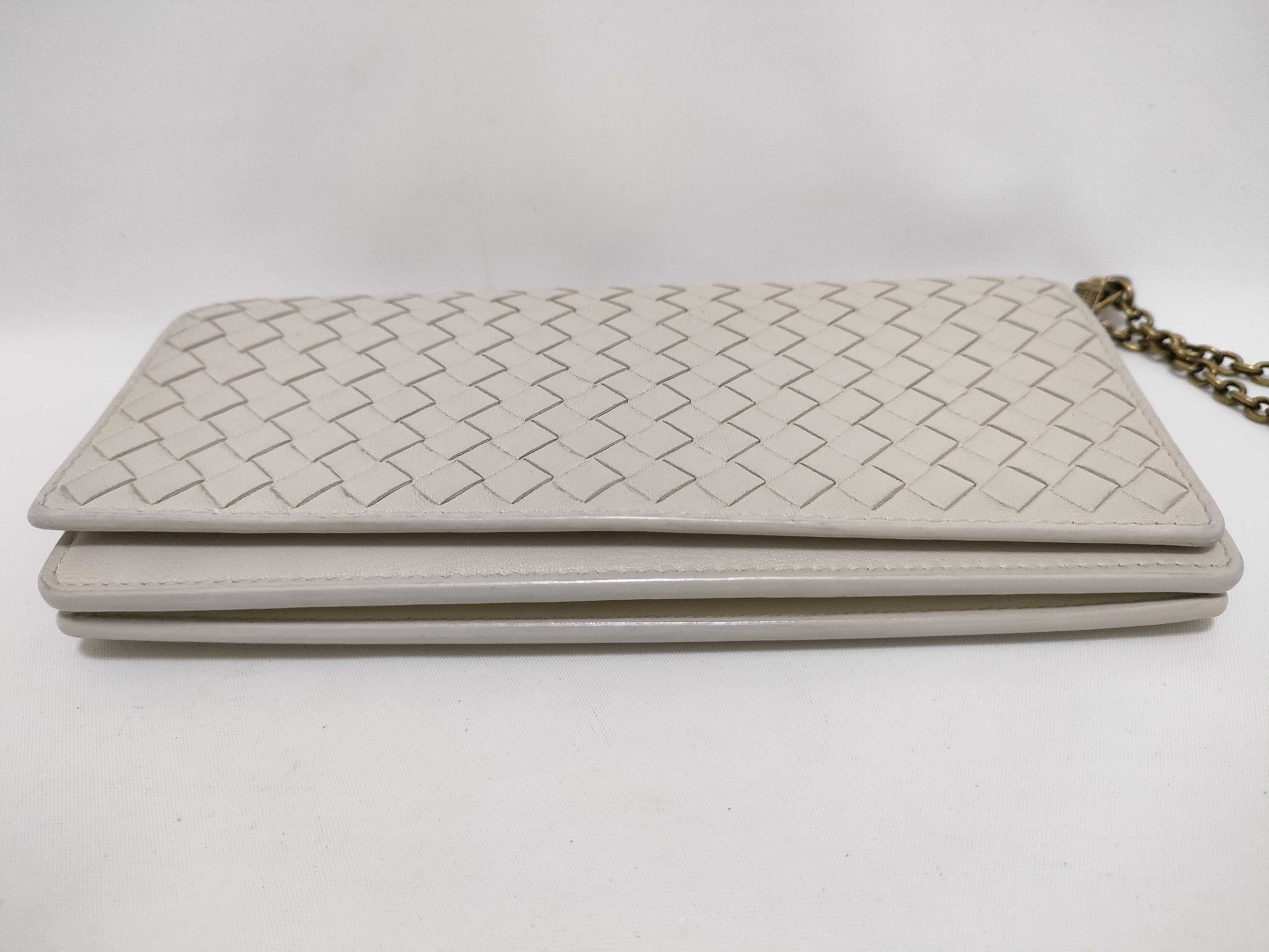 Intrecciato Leather Chain Wallet Long Wallet with Serial Number Card Holder — view 7
