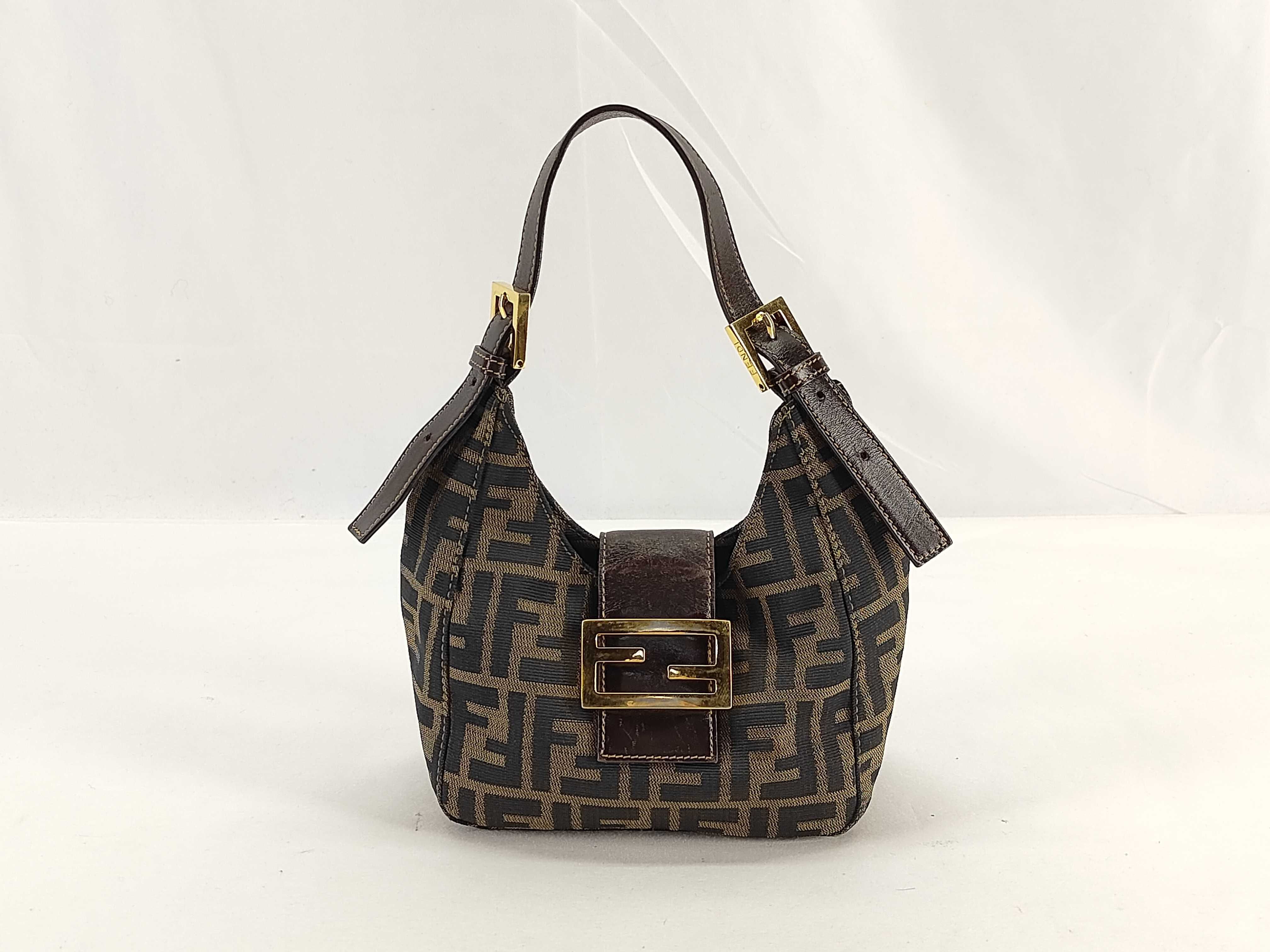 Zucca pattern Fendi Mamma Bucket Shoulder Bag