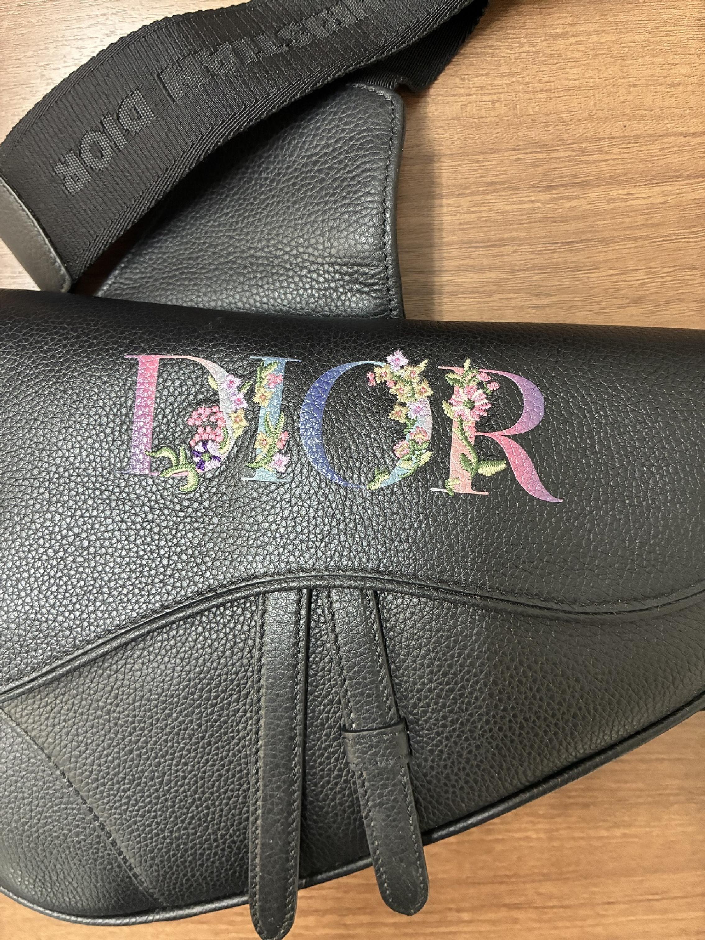 Saddle Body Men's Flower Logo Bag — view 2