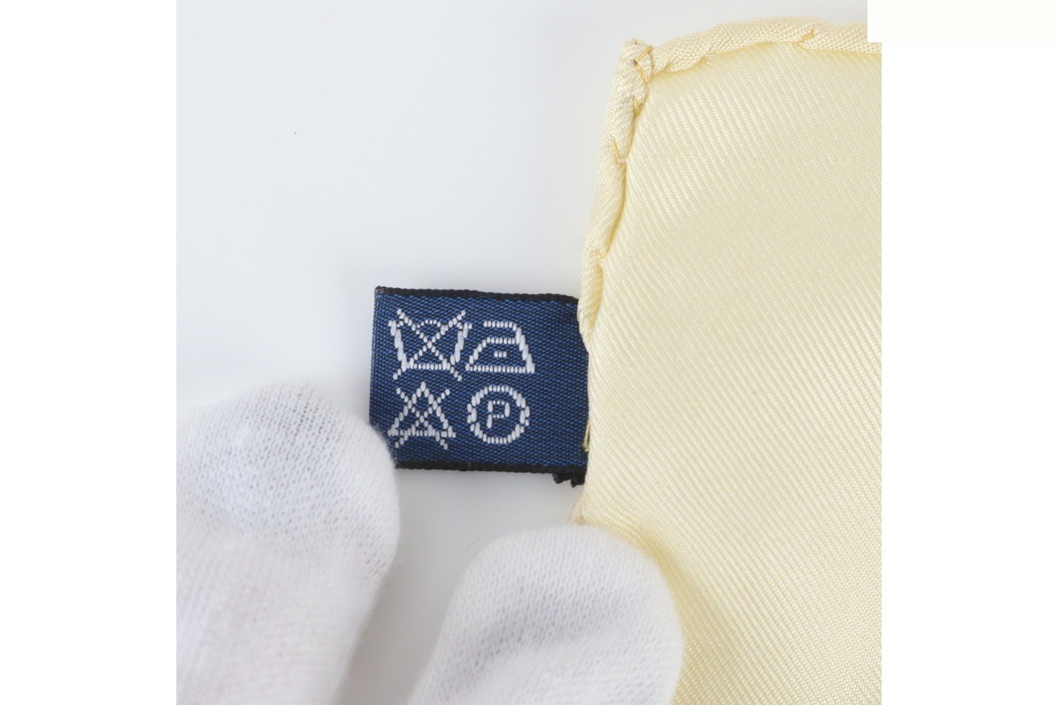 Scarf with tags — view 7