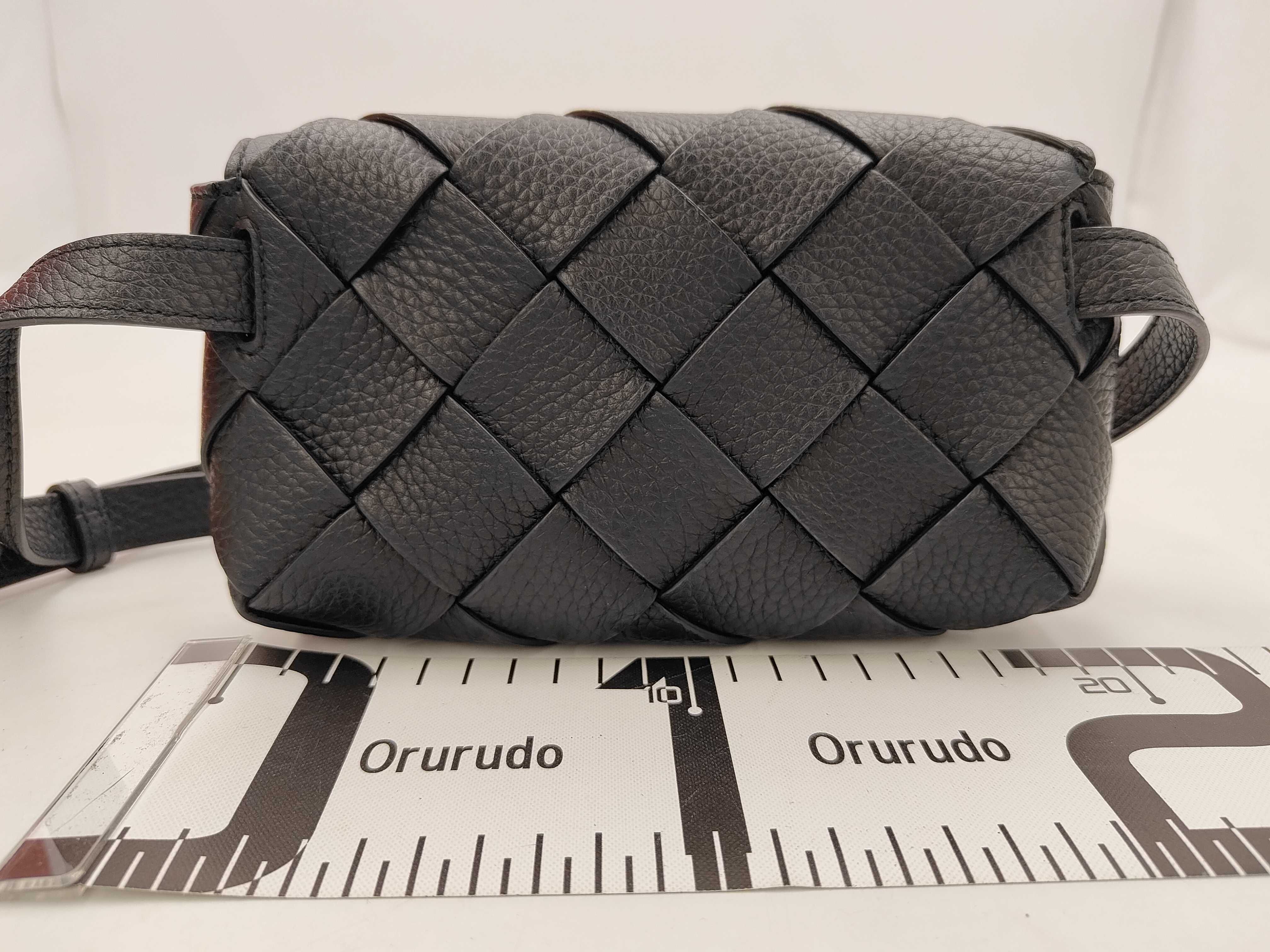 Intrecciato Maxi Intrecciato Diagono Shoulder Bag — view 2