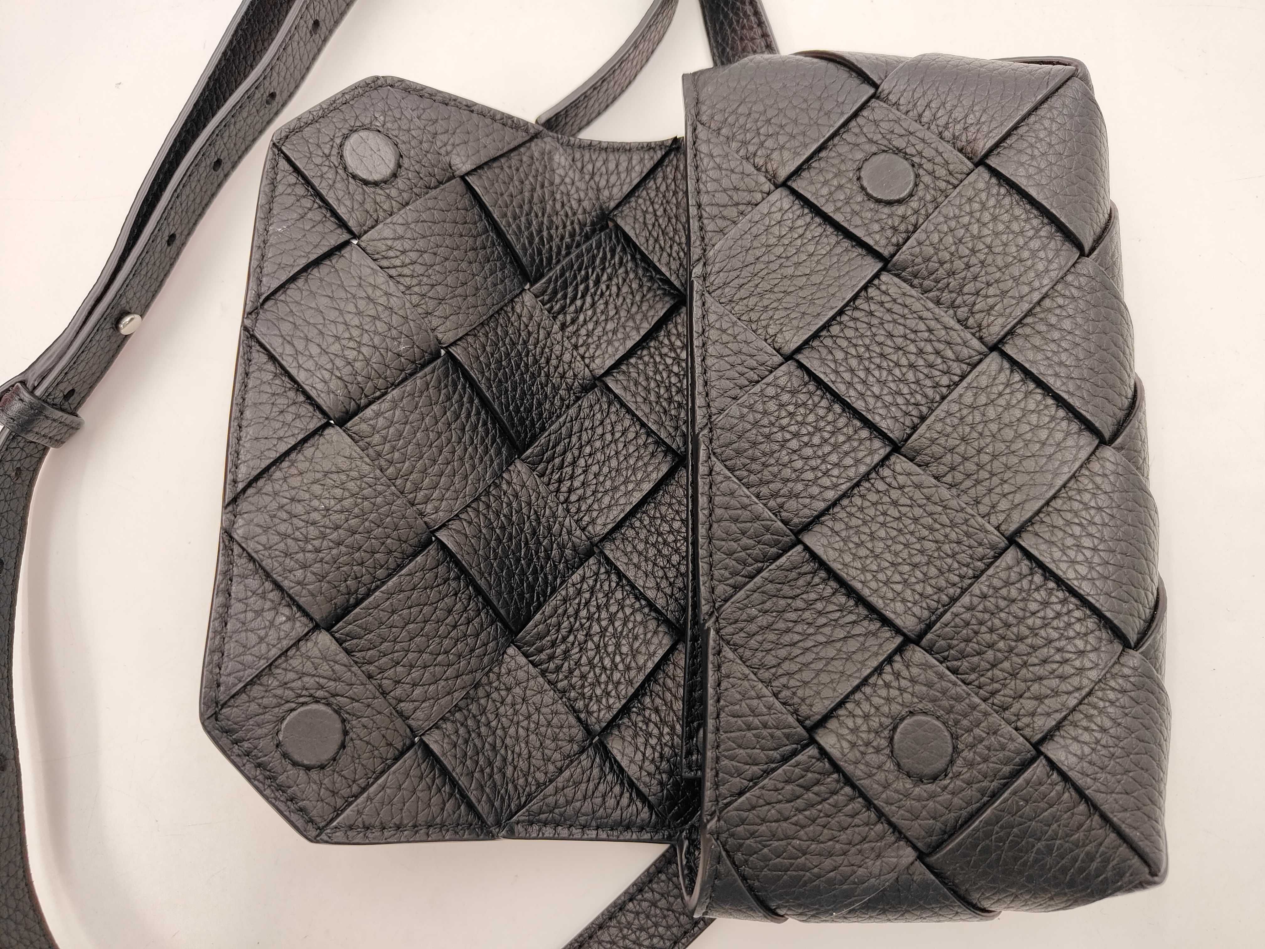 Intrecciato Maxi Intrecciato Diagono Shoulder Bag — view 8