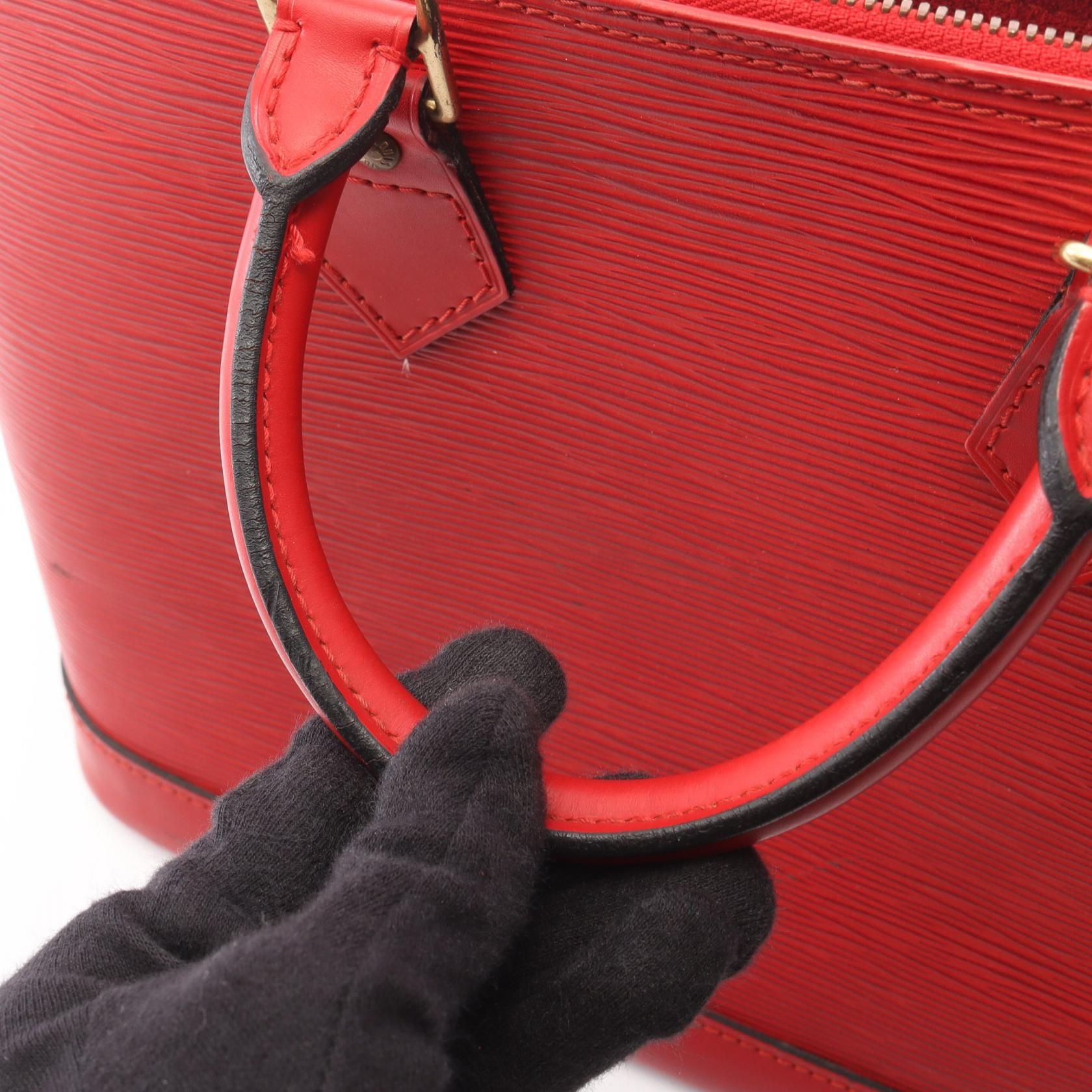 Alma Epi Castilian Red Castilian Red Red Handbag M 52147 — view 11