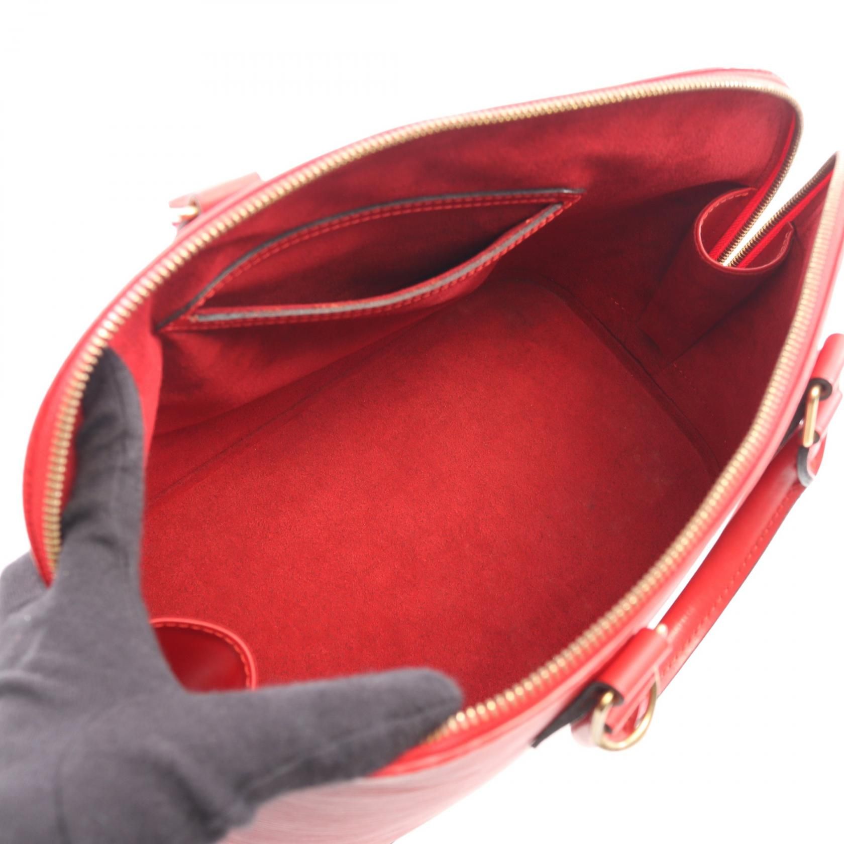 Alma Epi Castilian Red Castilian Red Red Handbag M 52147 — view 3