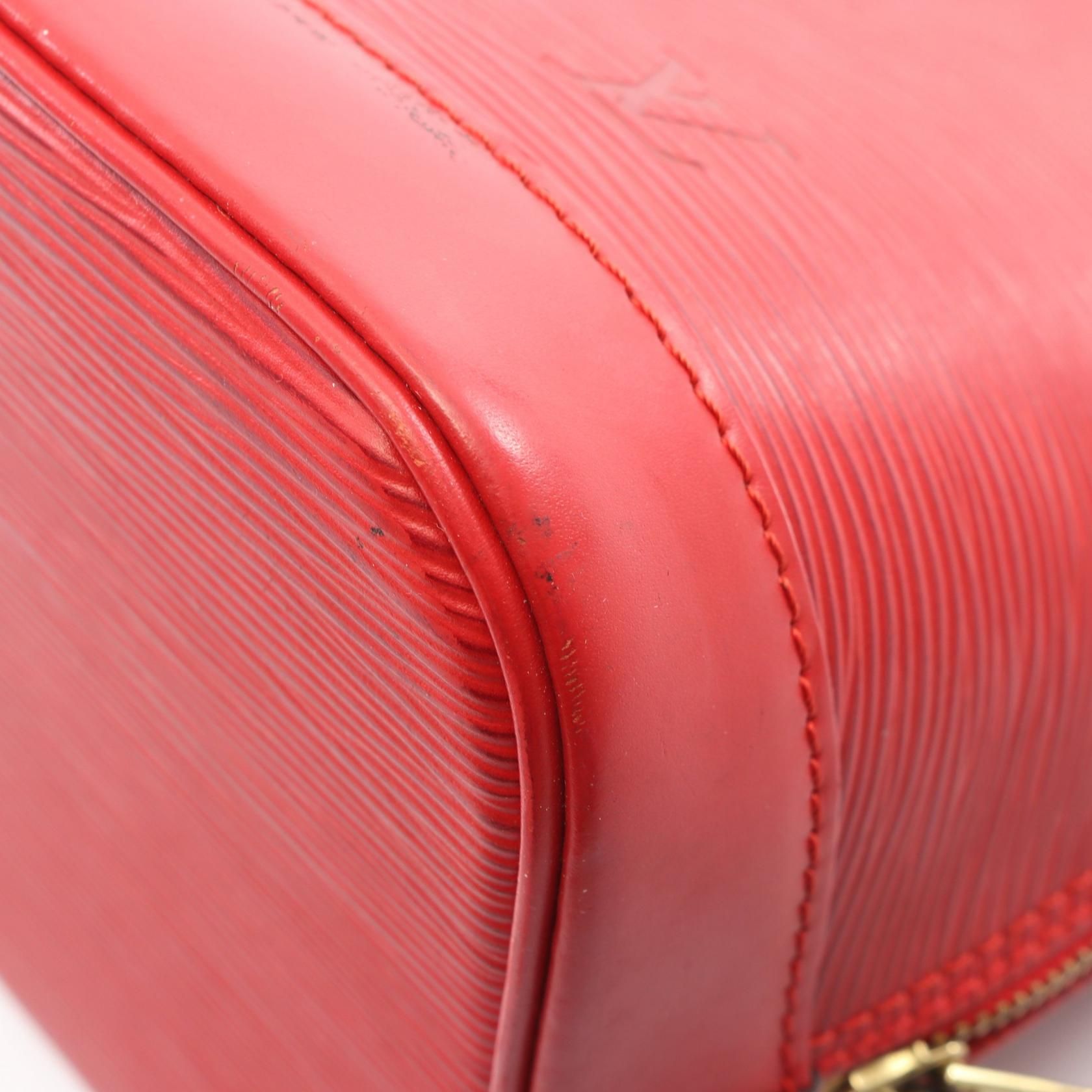 Alma Epi Castilian Red Castilian Red Red Handbag M 52147 — view 8