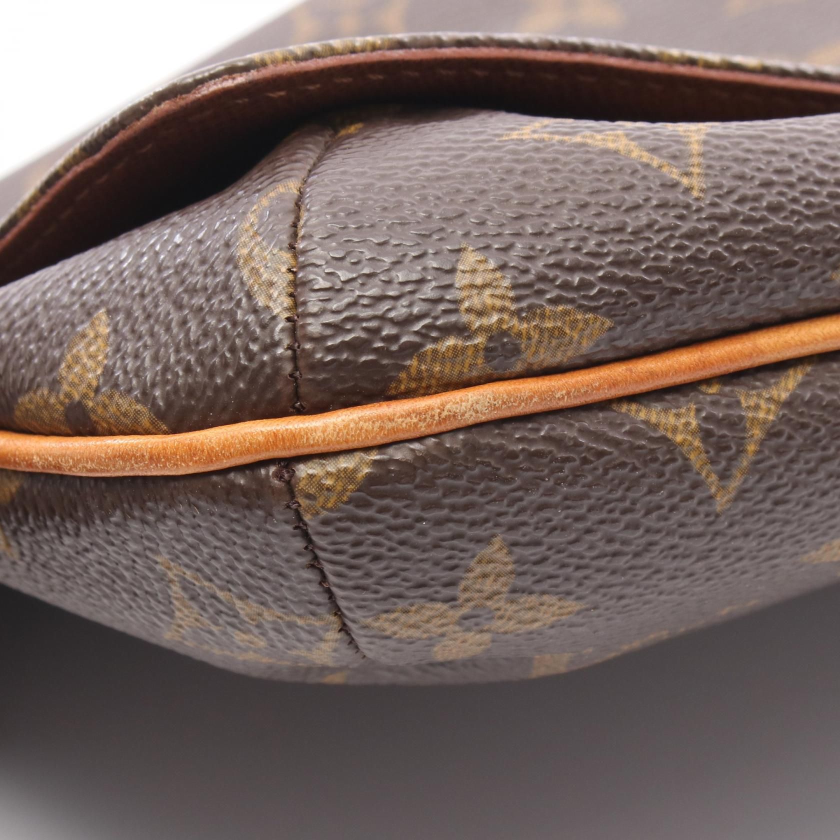 Musette Tango Short Strap, Monogram — view 9