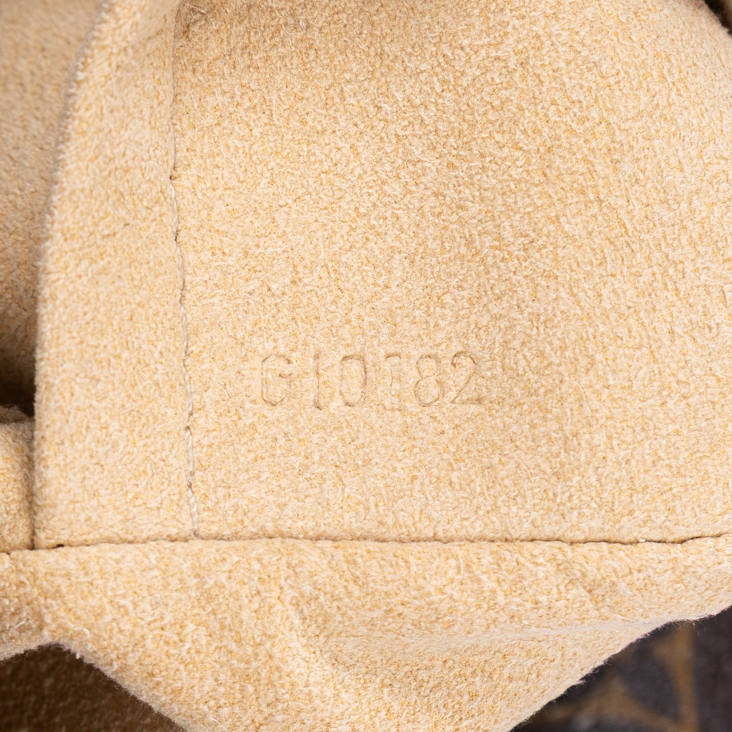 Artsy MM, Monogram — view 14