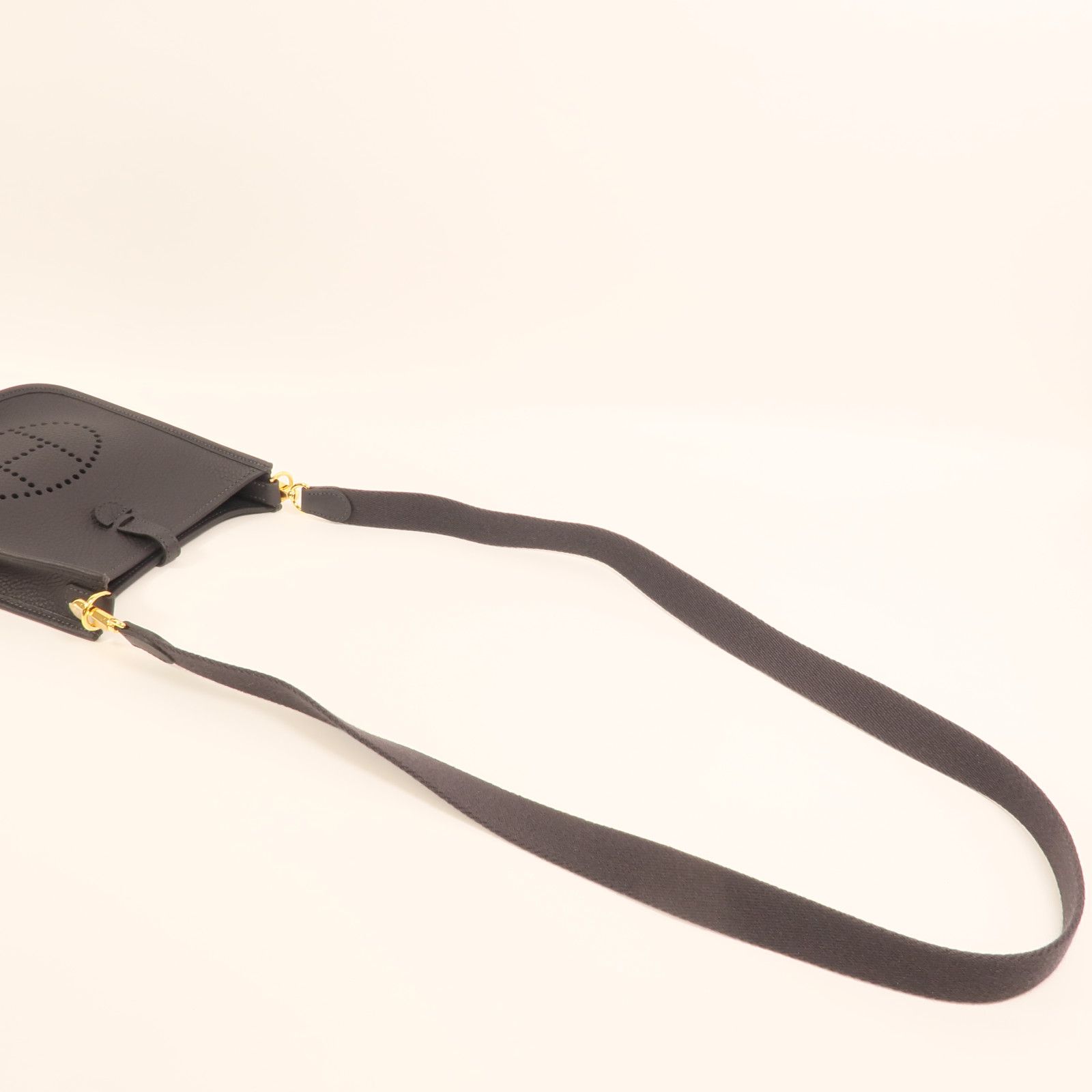 Clemence Leather Evelyne Tpm Golden Shoulder Back Bag Caban Shoulder Bag Navy Caban Taurillon Clemence Calfskin — view 8