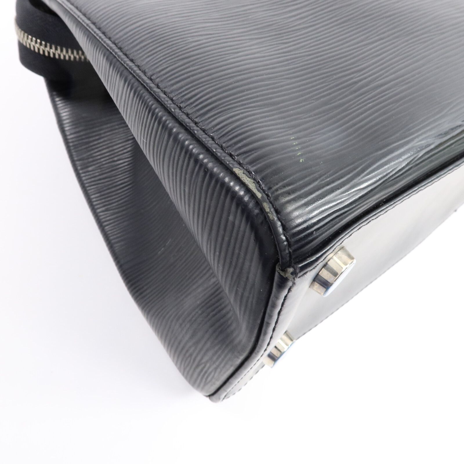 Epi Brea Mm Hand-ground Shoulder Bag Black 2way Shoulder Bag M 40329 — view 14