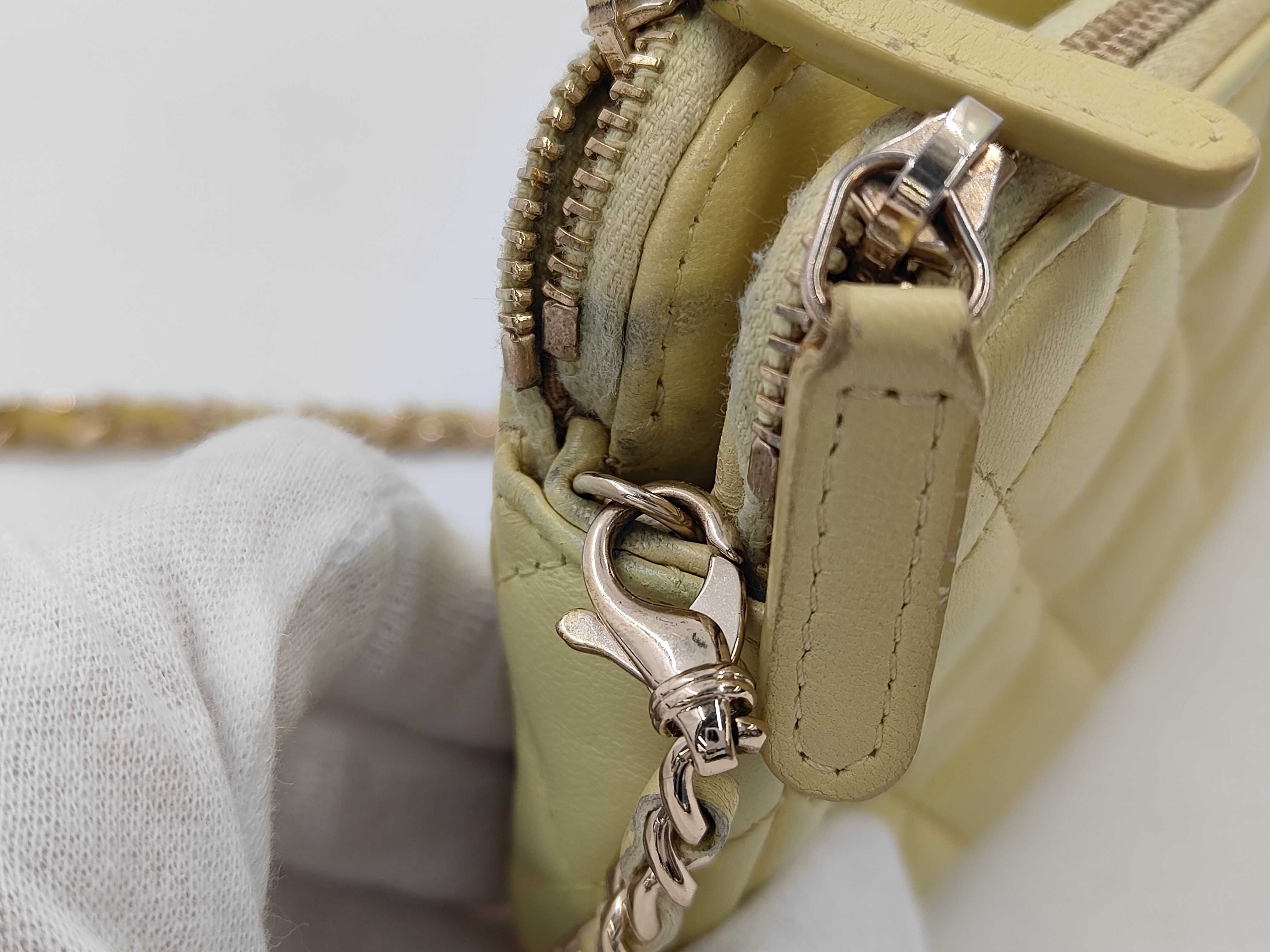 Matelassé Shoulder Bag (Yellow) — view 9