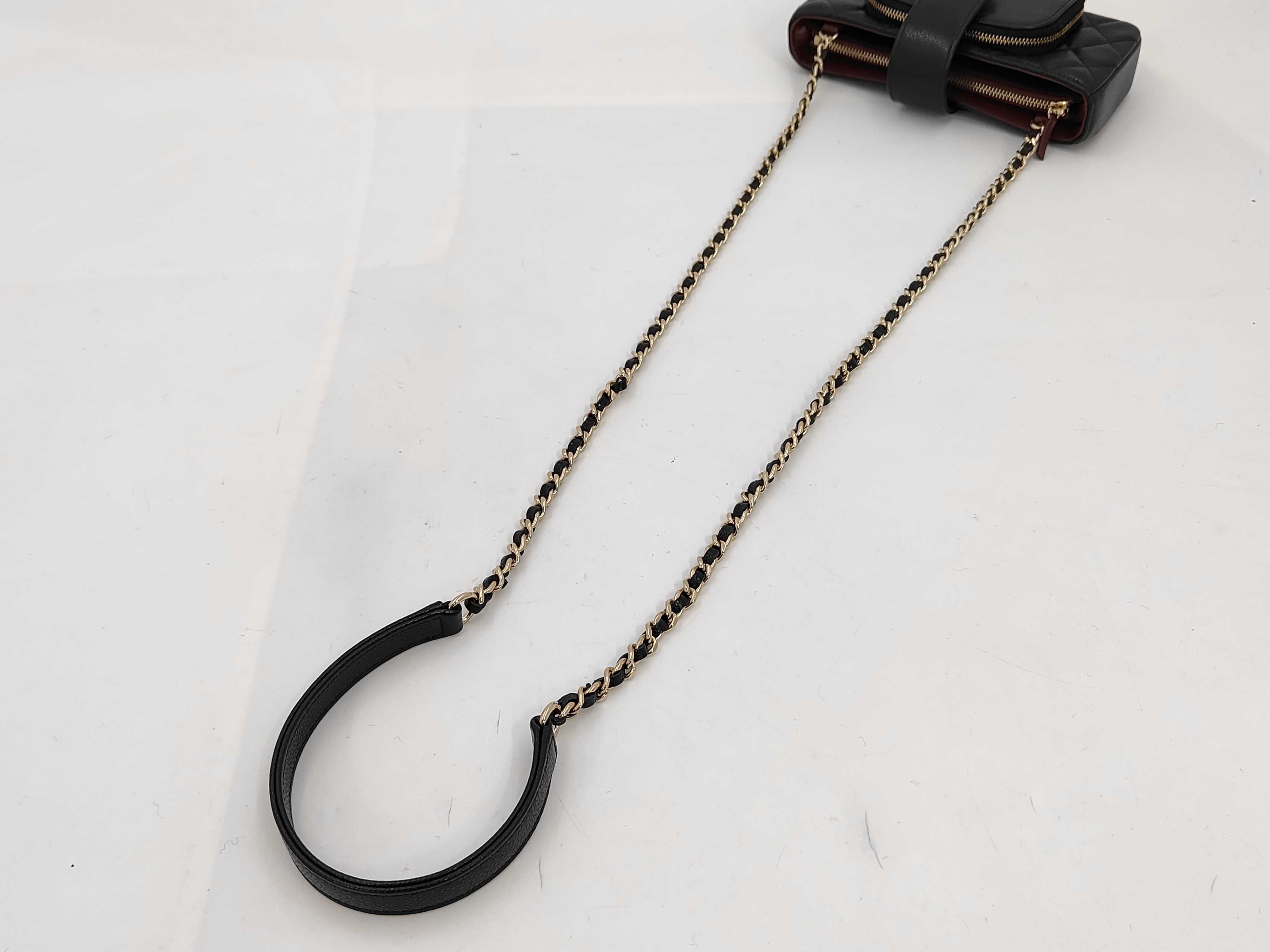 Phone Case Chain Shoulder Bag Caviar Leather AP2916 U8HU5027 Shoulder Bag — view 3