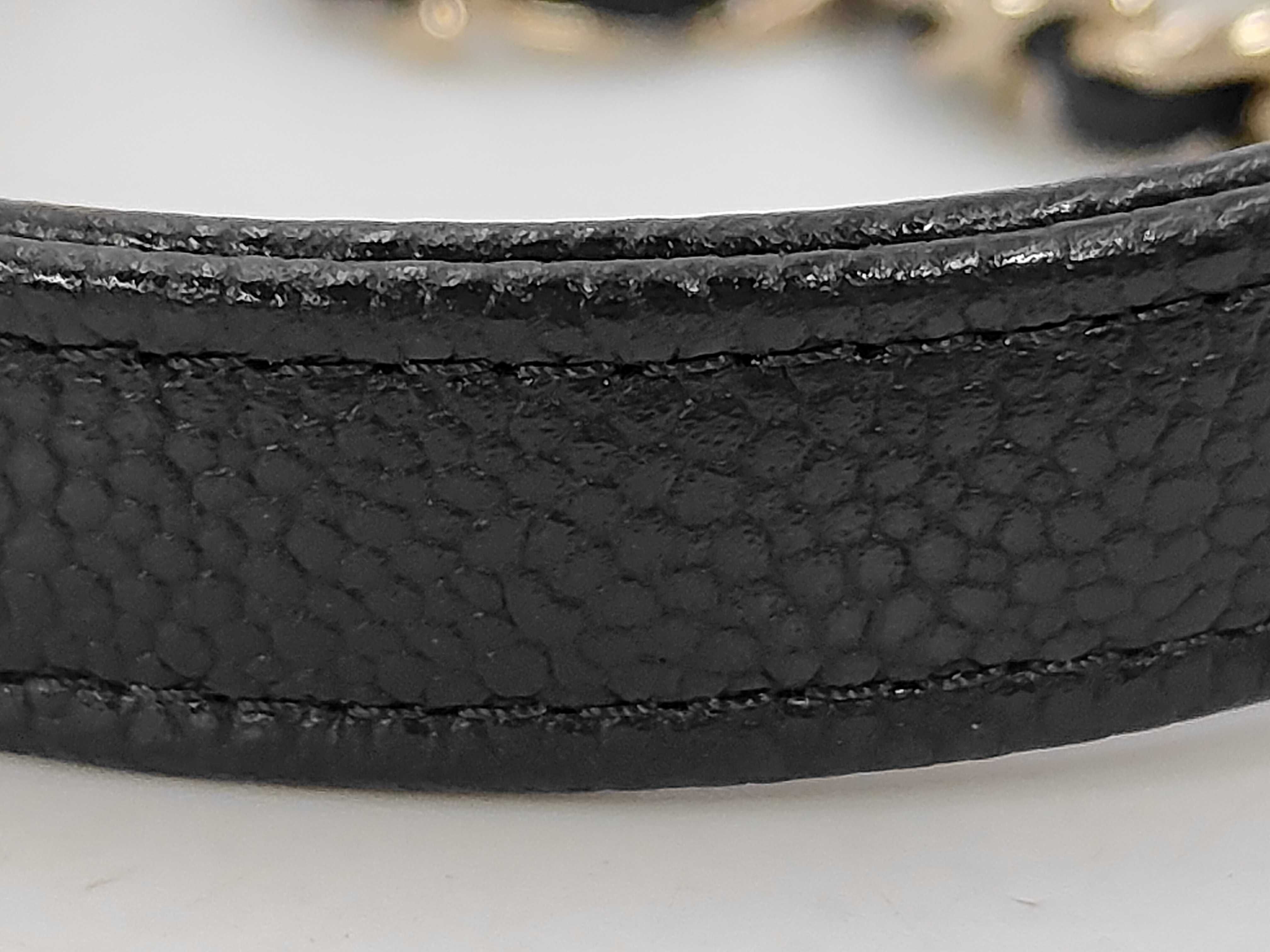Phone Case Chain Shoulder Bag Caviar Leather AP2916 U8HU5027 Shoulder Bag — view 5