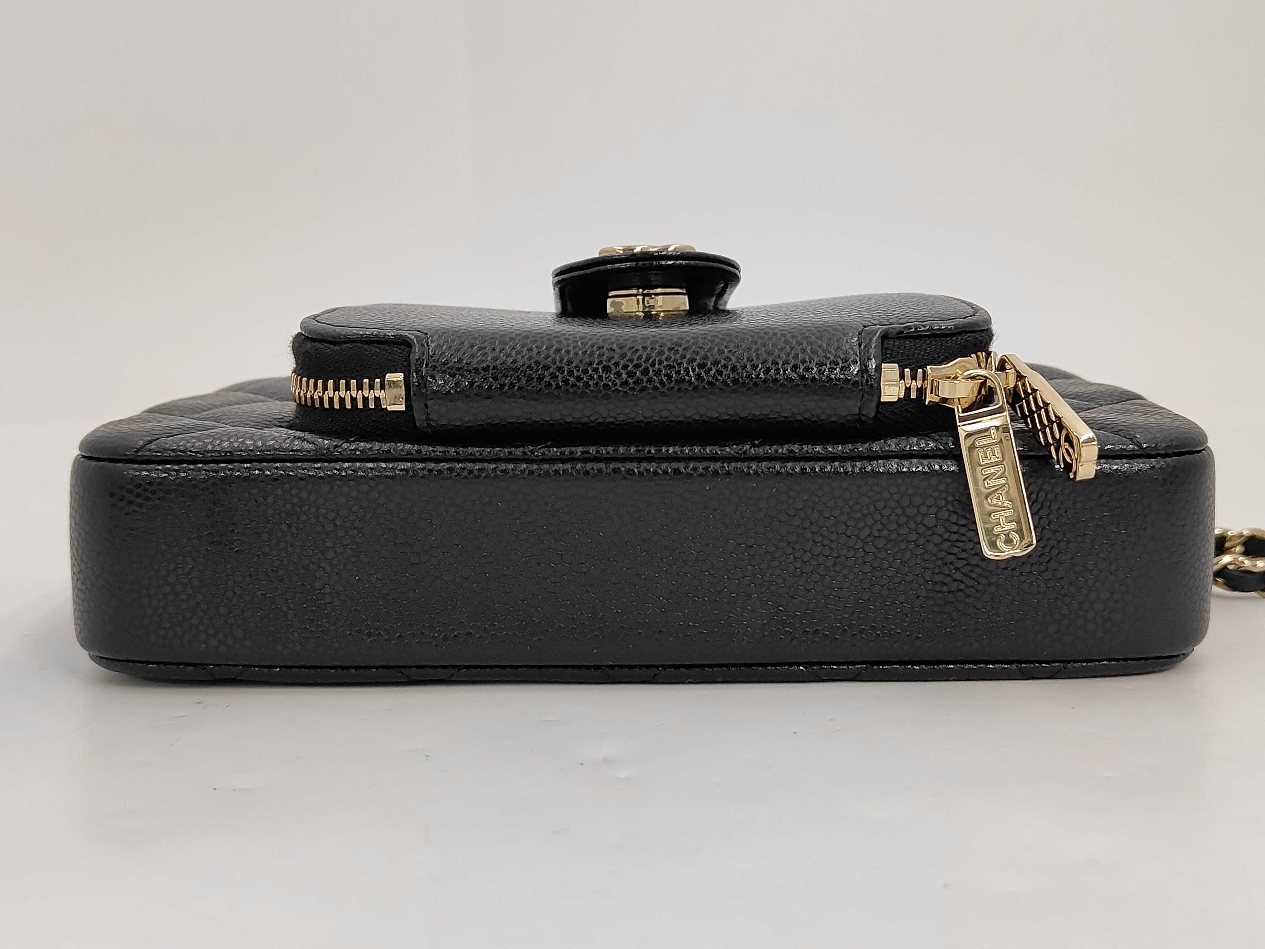Phone Case Chain Shoulder Bag Caviar Leather AP2916 U8HU5027 Shoulder Bag — view 7