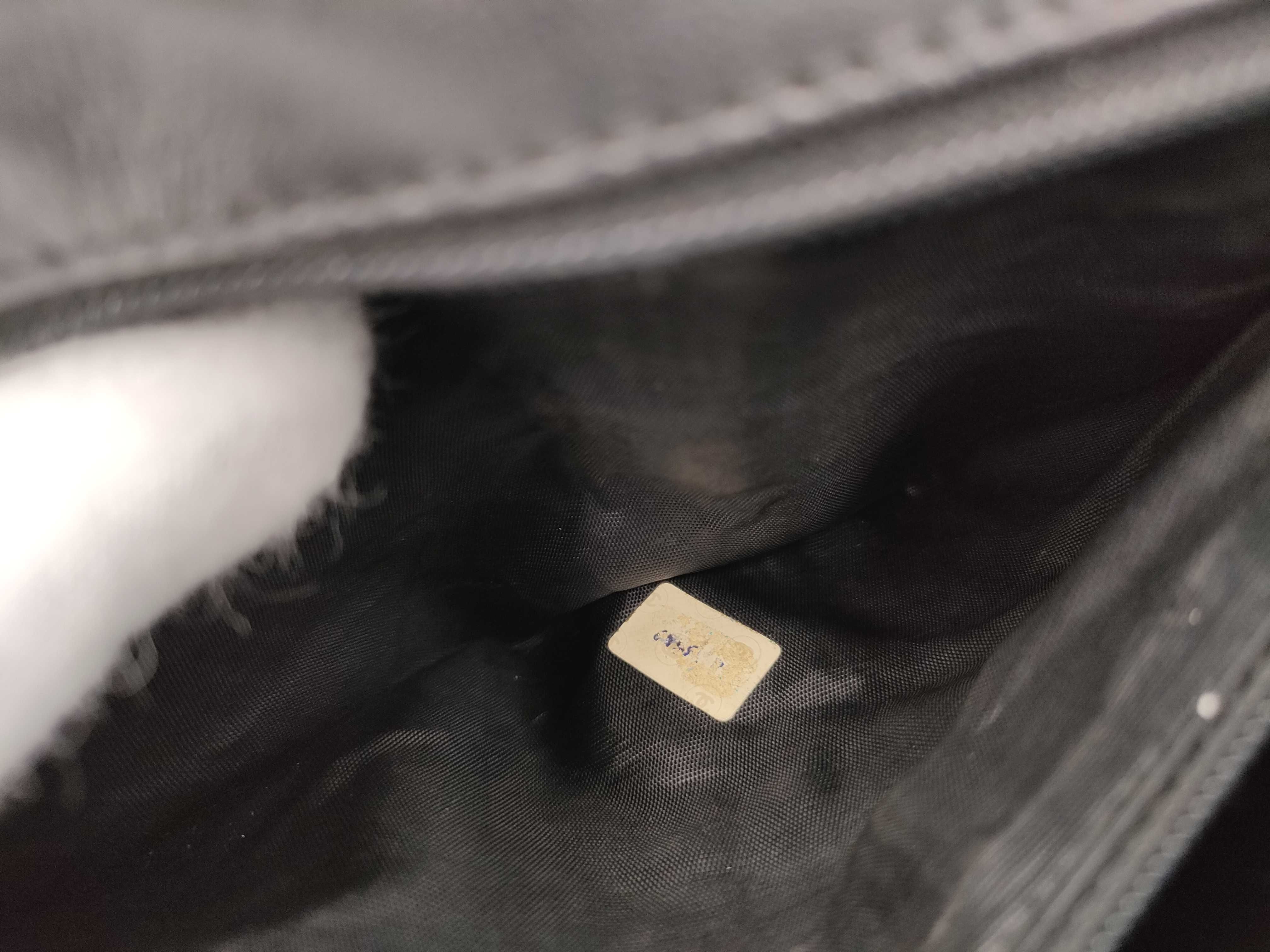 Lambskin Chanel Shoulder Bag — view 10