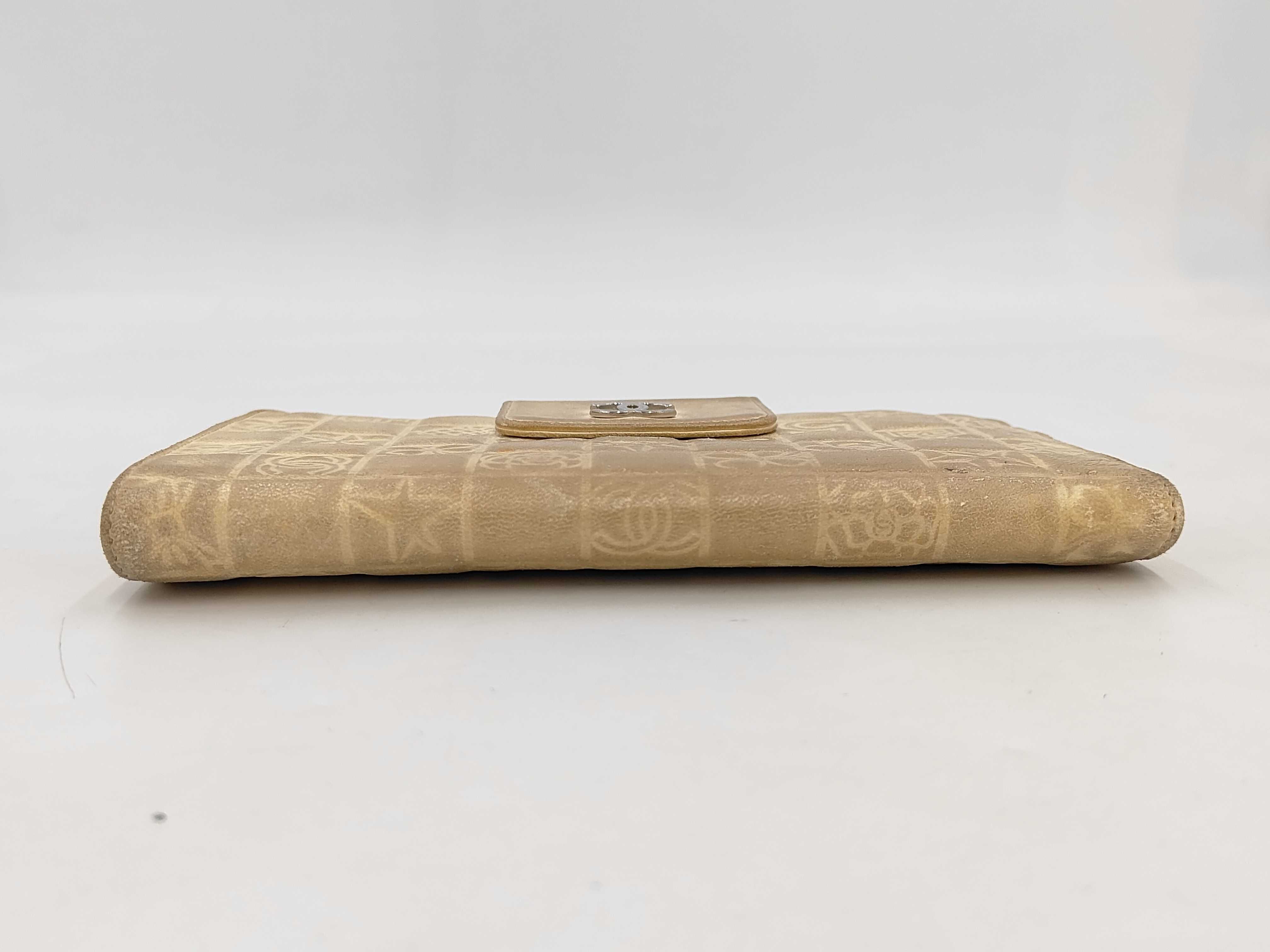 wallet — view 3