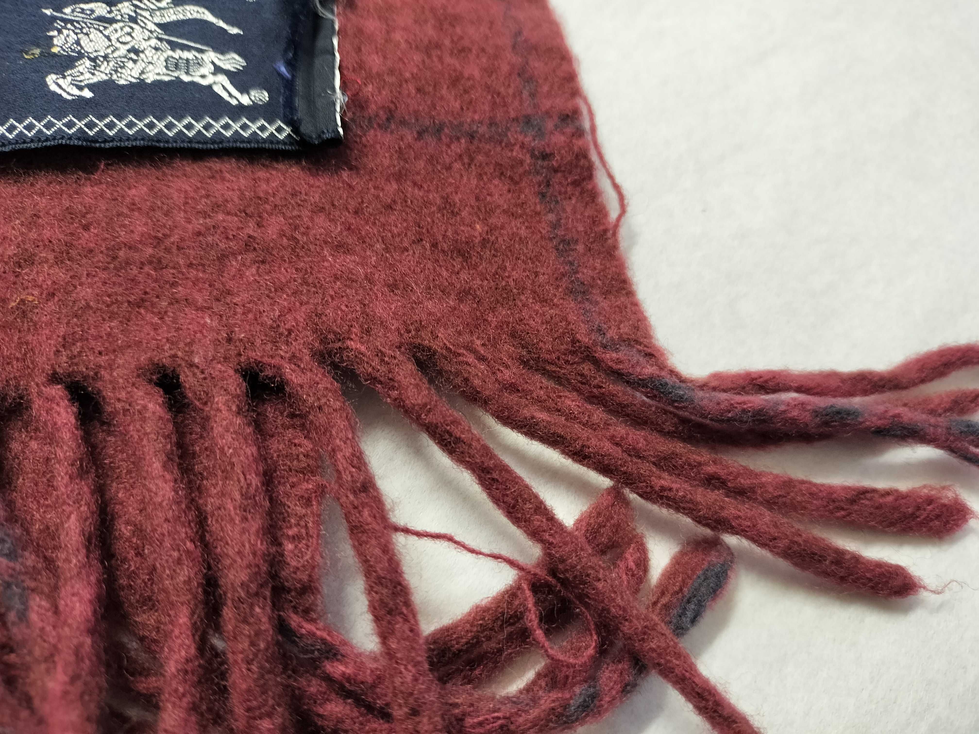 Nova Check lap blanket/shawl, Bordeaux, and other accessories. — view 8