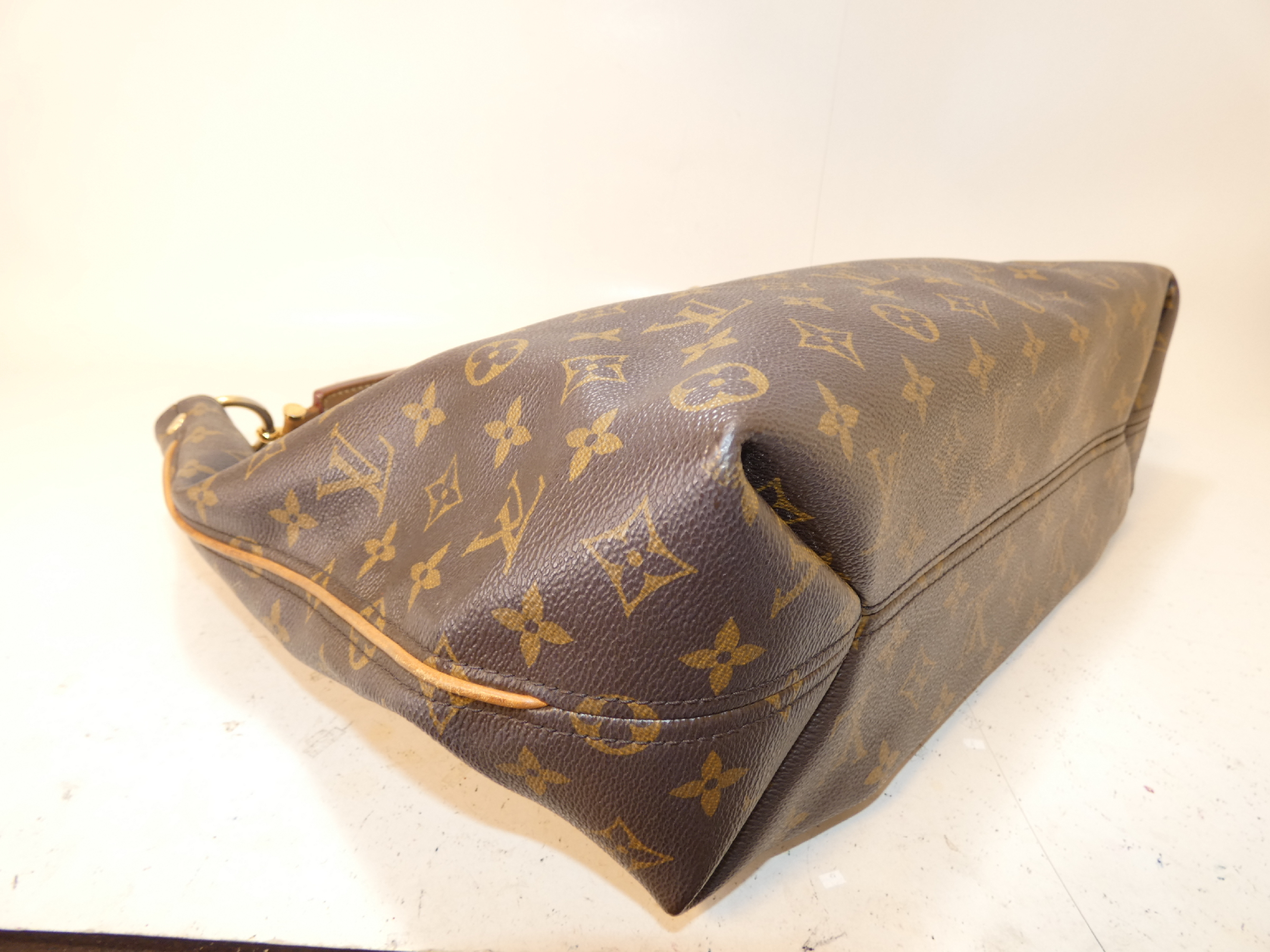 Shuri MM Monogram One-Handle One-Shoulder Bag — view 7