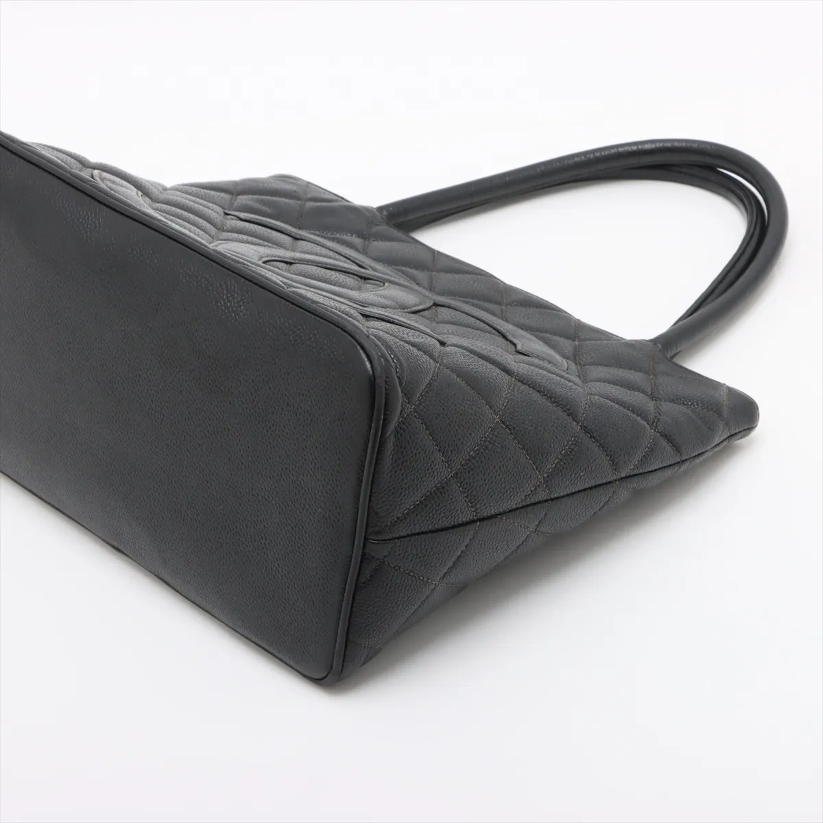 reprint caviar skin tote bag black silver hardware 8133789 8th series — view 3