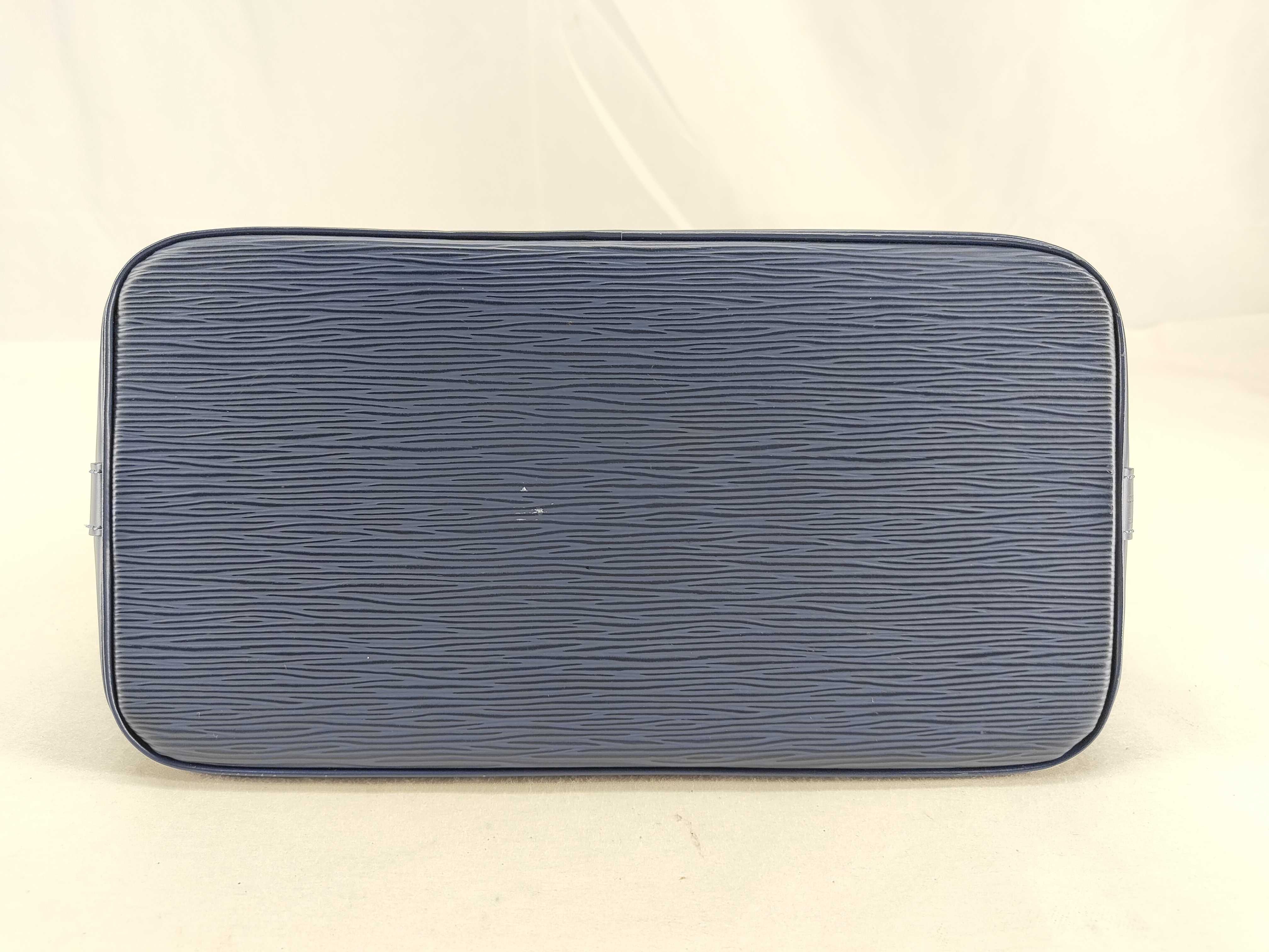 Epi FR- Alma Epi Blue Handbag — view 11