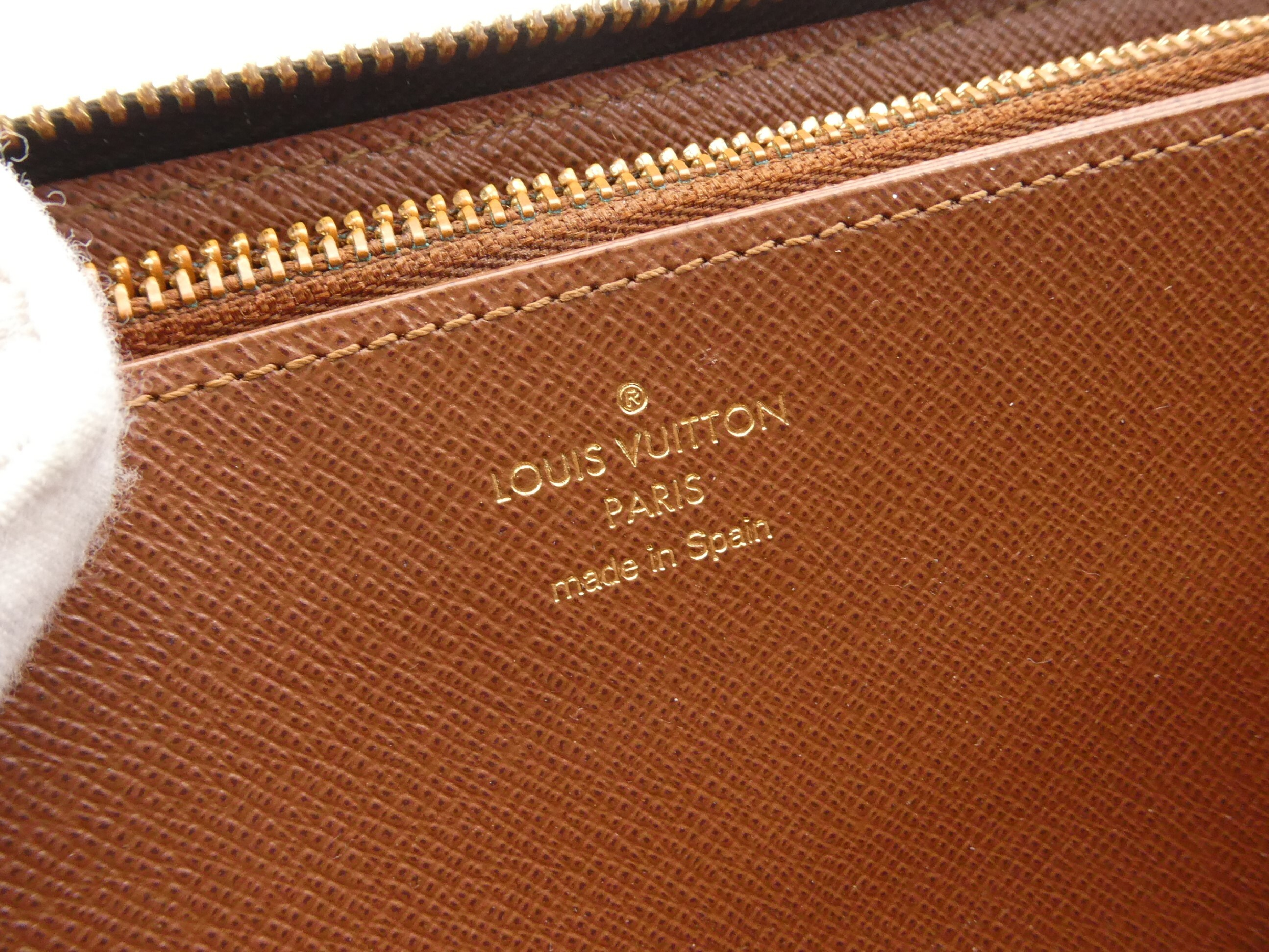 Monogram Zippy Wallet — view 9