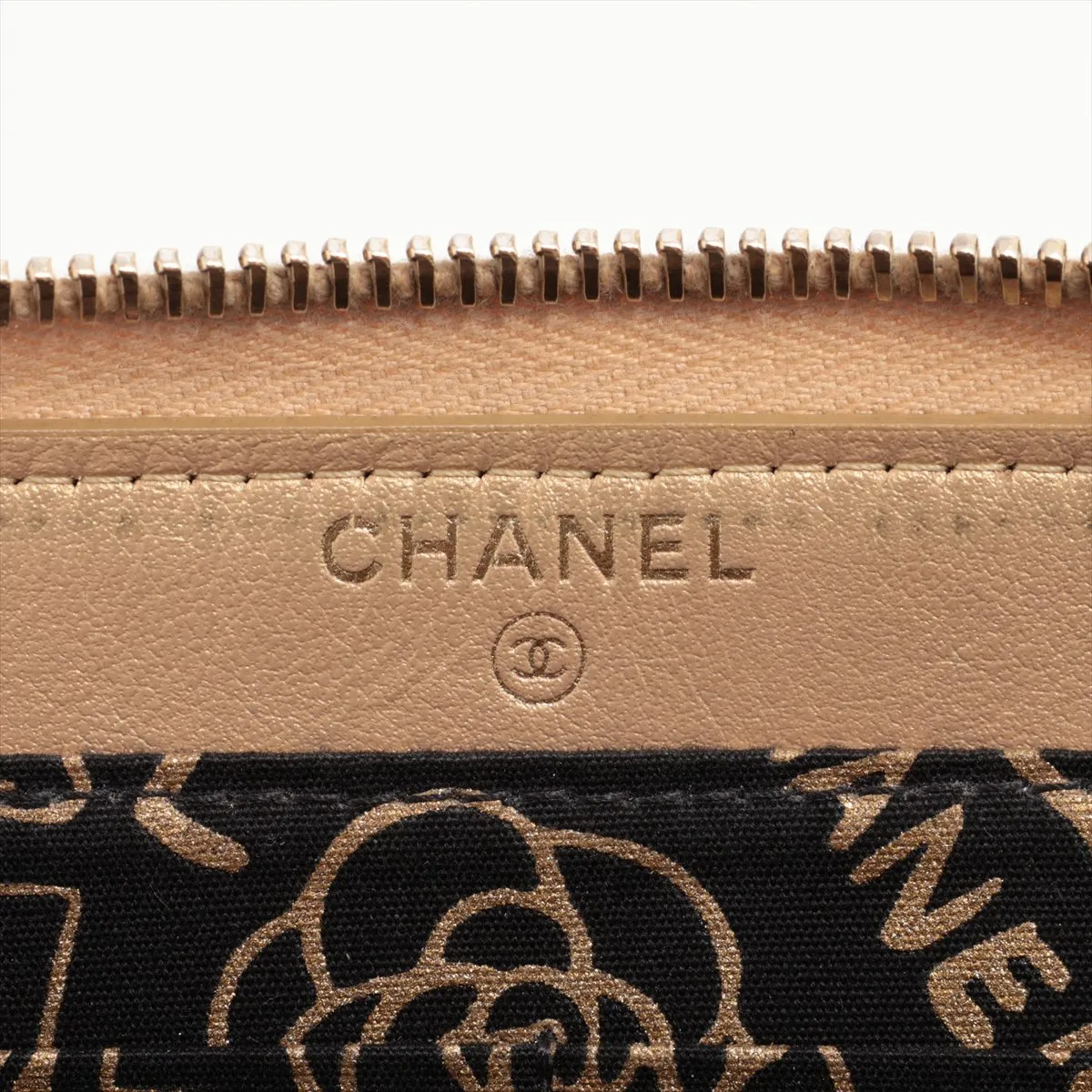 Matelasse Lambskin Round Zip Wallet Gold Hardware 28218301 — view 9