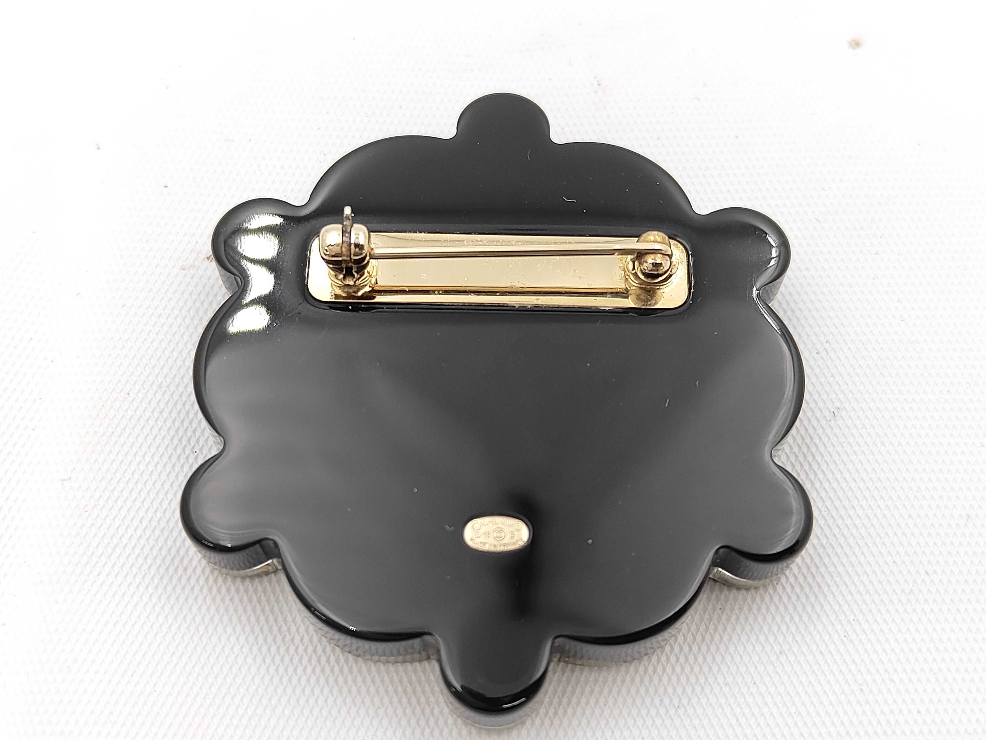D18B Coco Mark Logo Pearl Plastic Brooch, Black Brooch — view 2