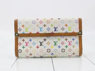 Porte Tresor International Bron