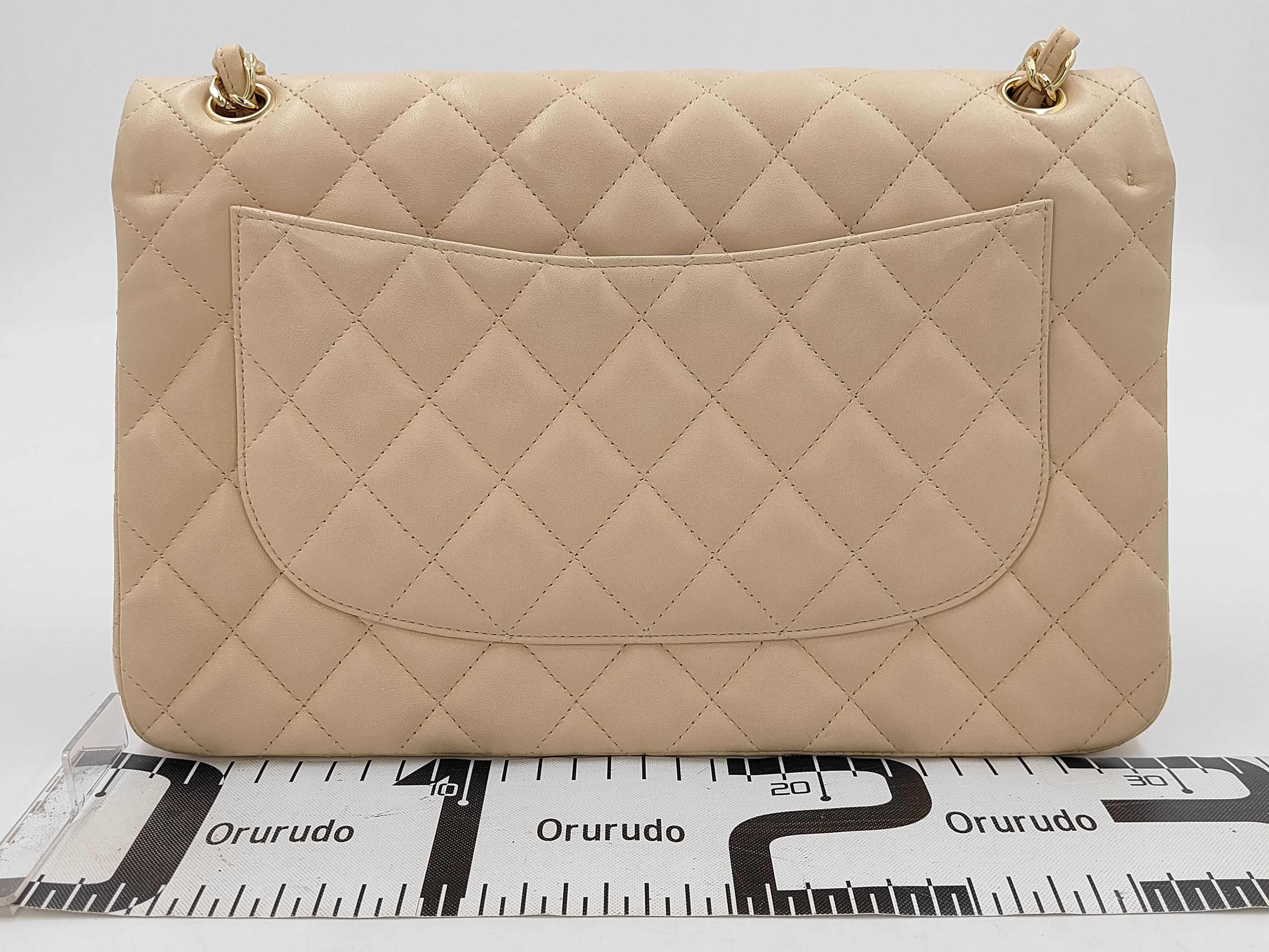 Matelassé 30 Double Flap Chain Shoulder Bag, Lambskin, Beige — view 2
