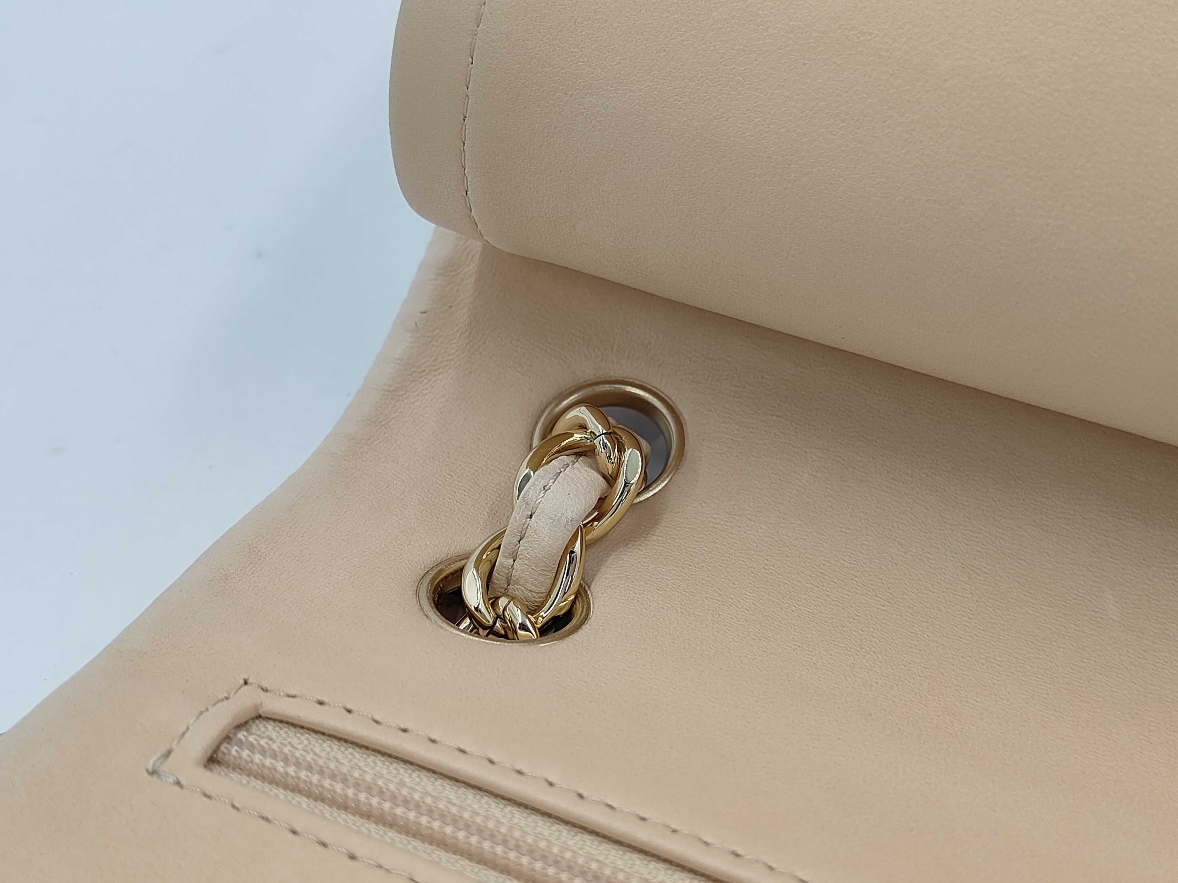 Matelassé 30 Double Flap Chain Shoulder Bag, Lambskin, Beige — view 5