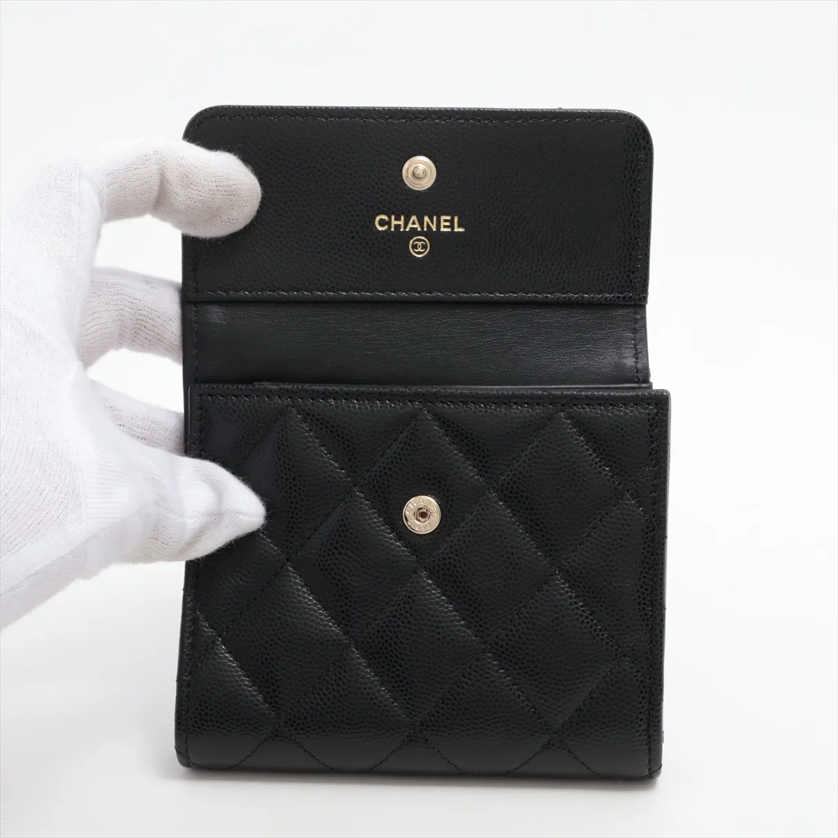 Matelassé Caviar Skin Compact Wallet, Black with Gold Hardware, X76C4T74 — view 3