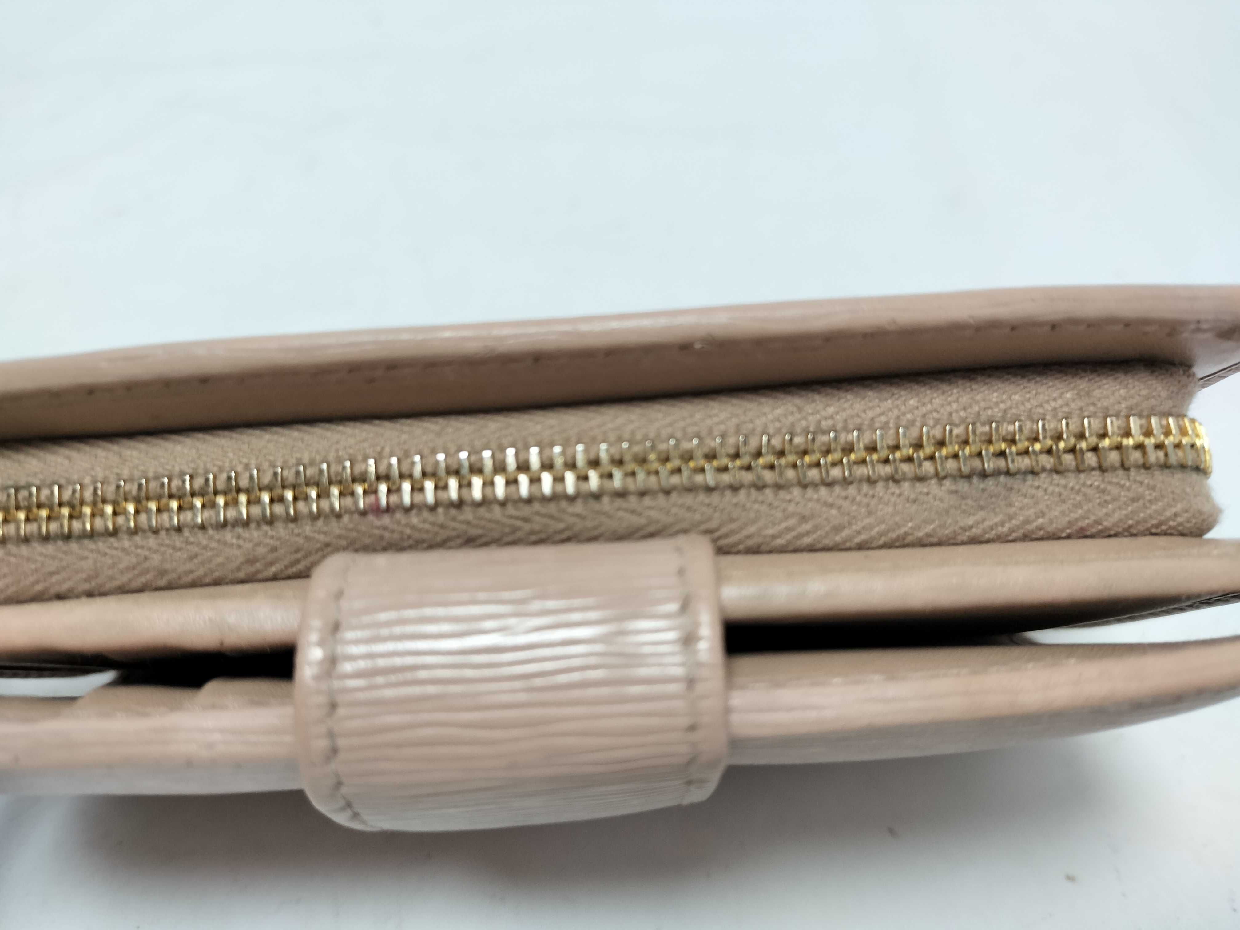 Saffiano Medium Wallet Beige 1M1225 Wallet — view 13