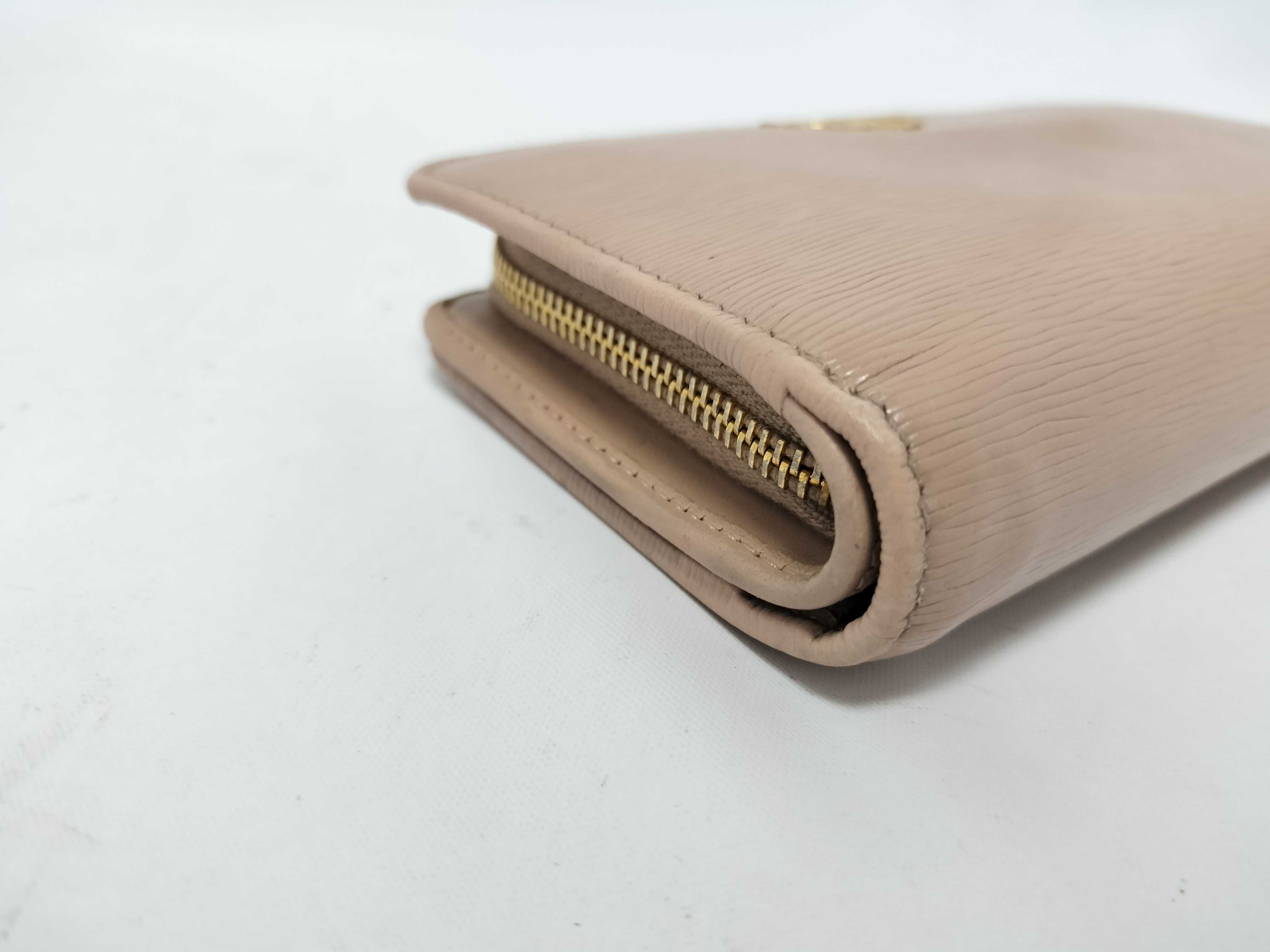 Saffiano Medium Wallet Beige 1M1225 Wallet — view 6