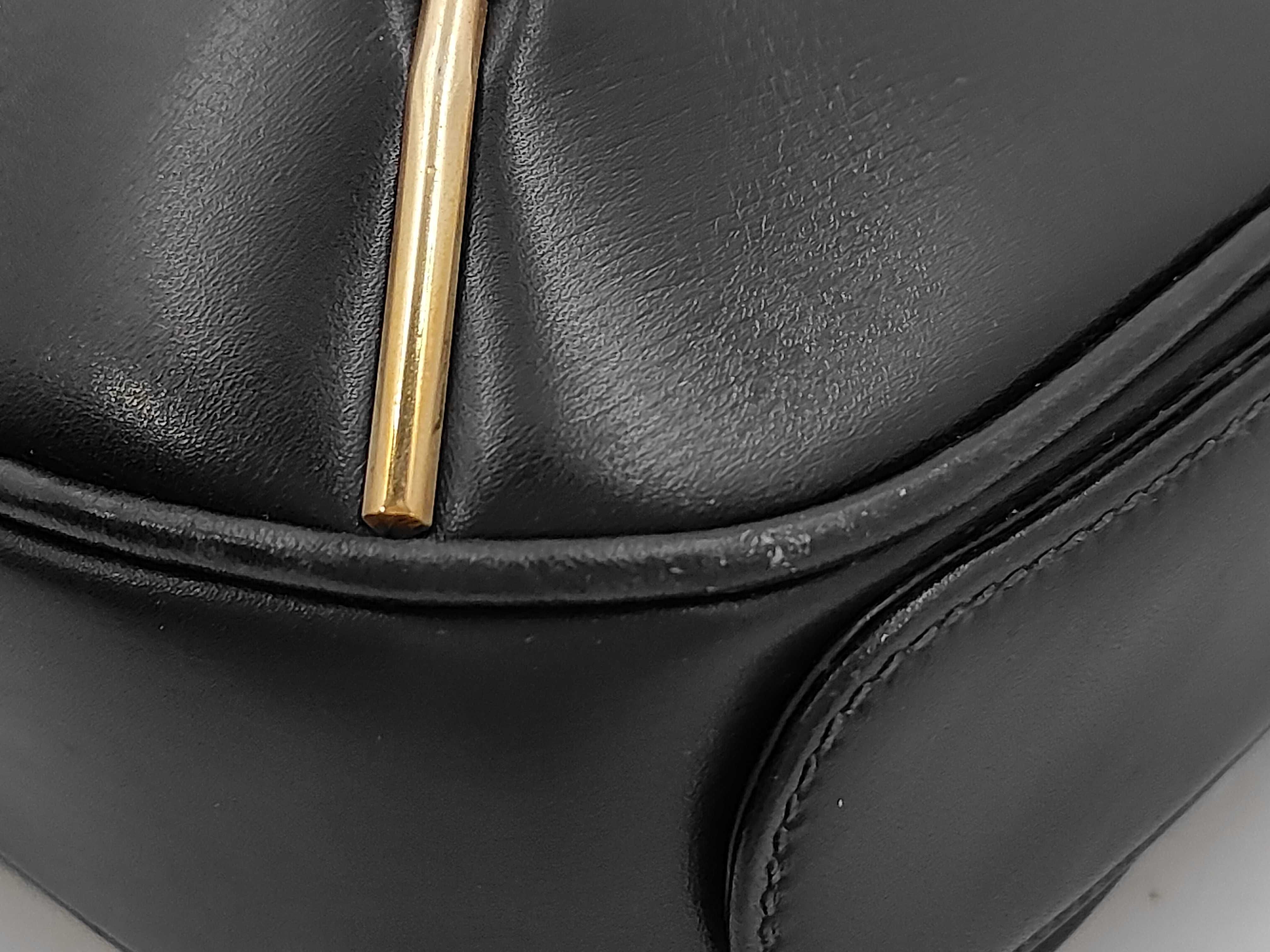 Old Gucci Leather Shoulder Bag — view 4
