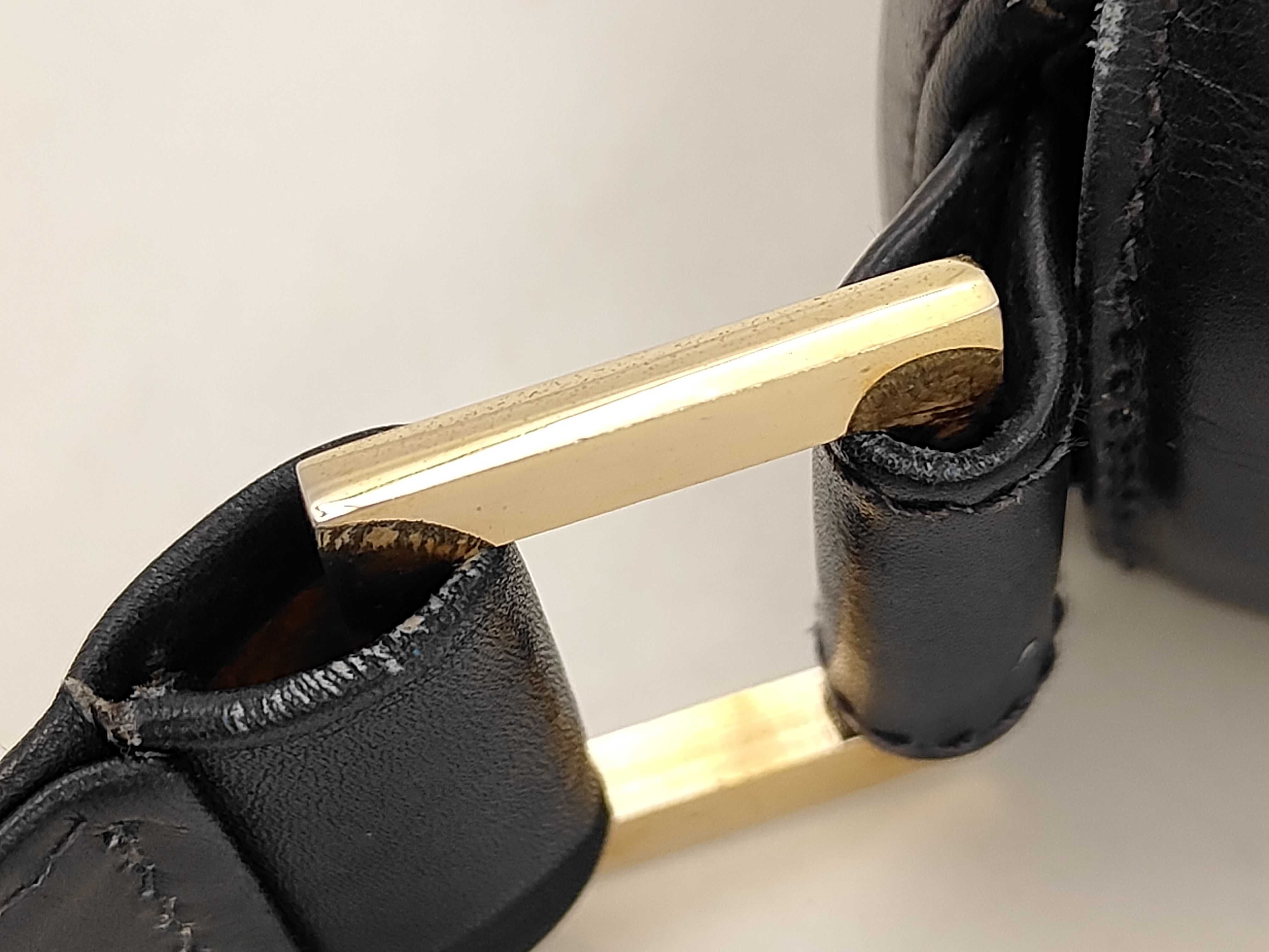 Old Gucci Leather Shoulder Bag — view 6