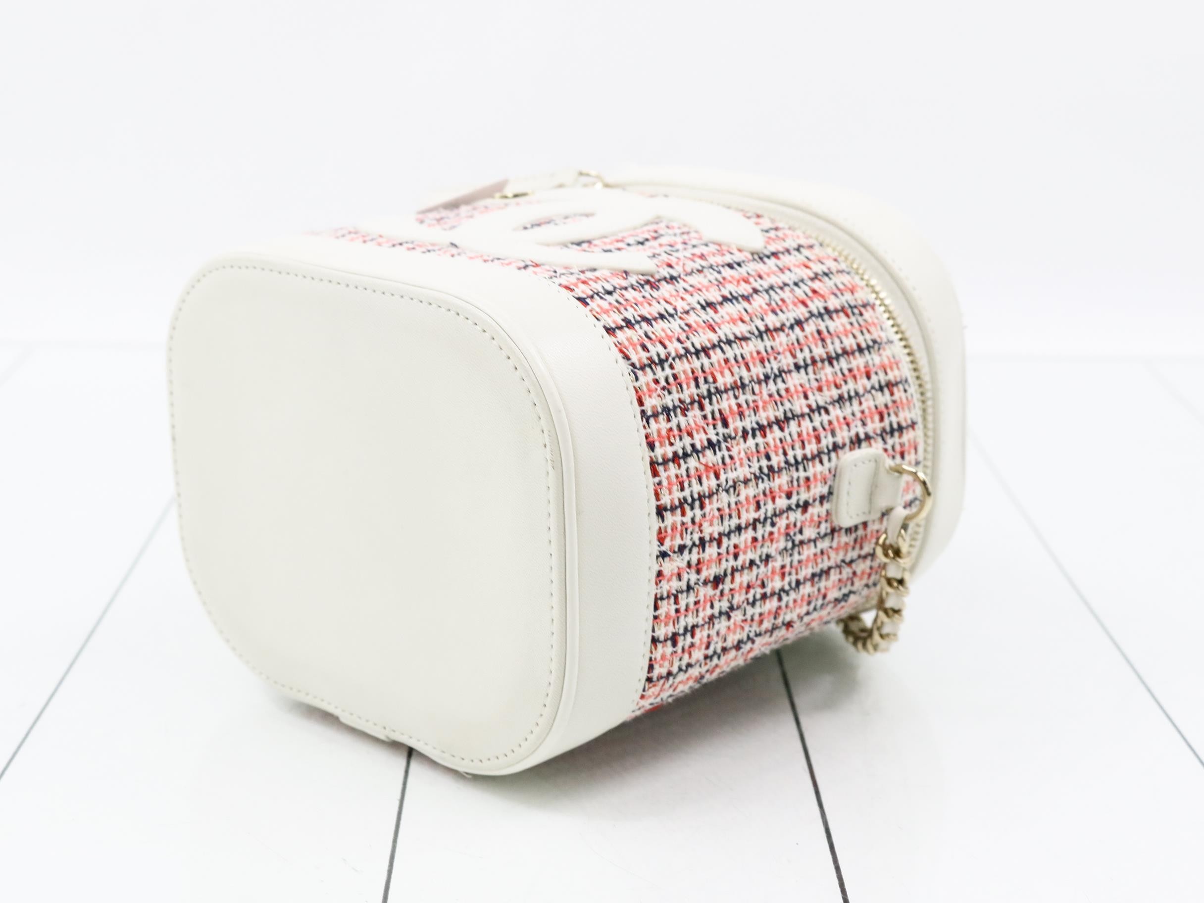 Tweed Vanity Shoulder Bag — view 6