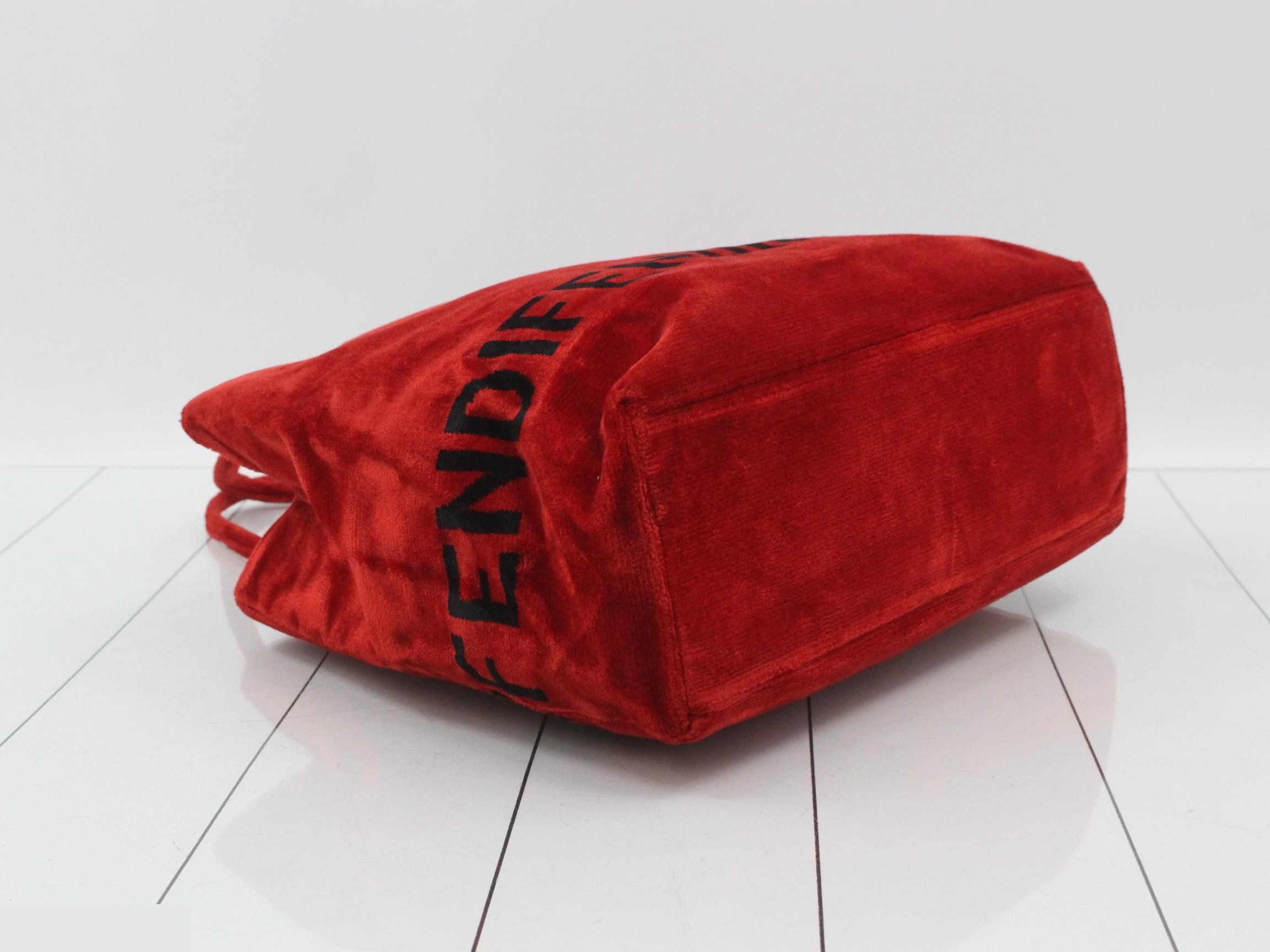 tote bag, red and black, velvet, logo. — view 5