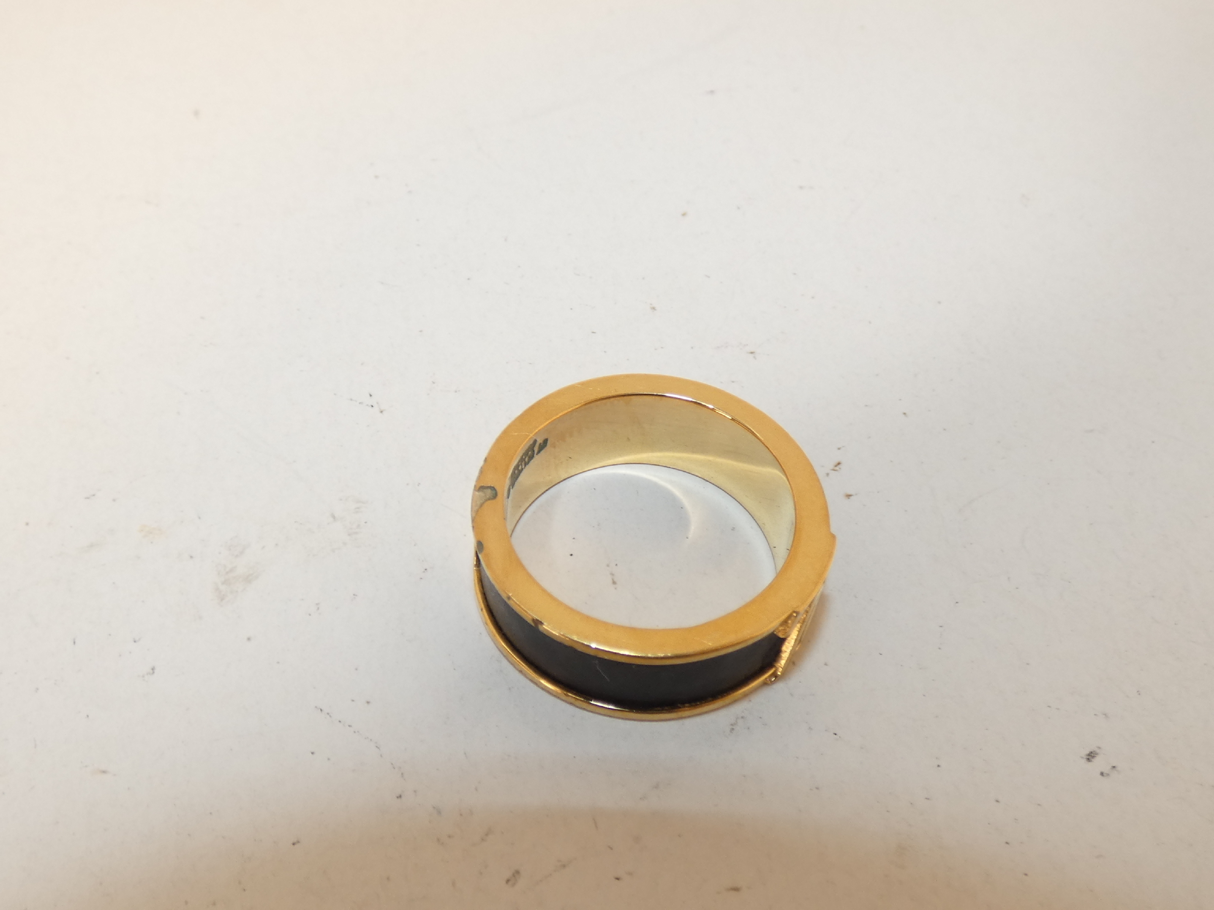 Initial Ring S00 Black Ring — view 5